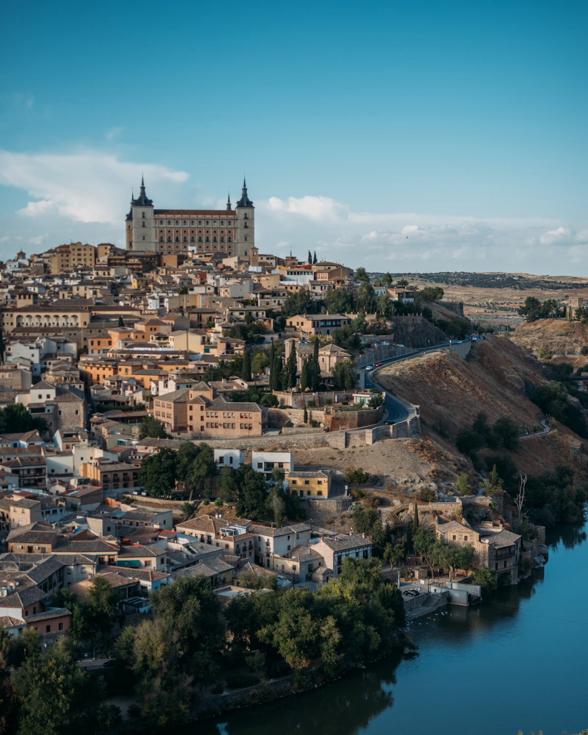 Vista histórica de Toledo en un tour privado desde Madrid hacia Portugal