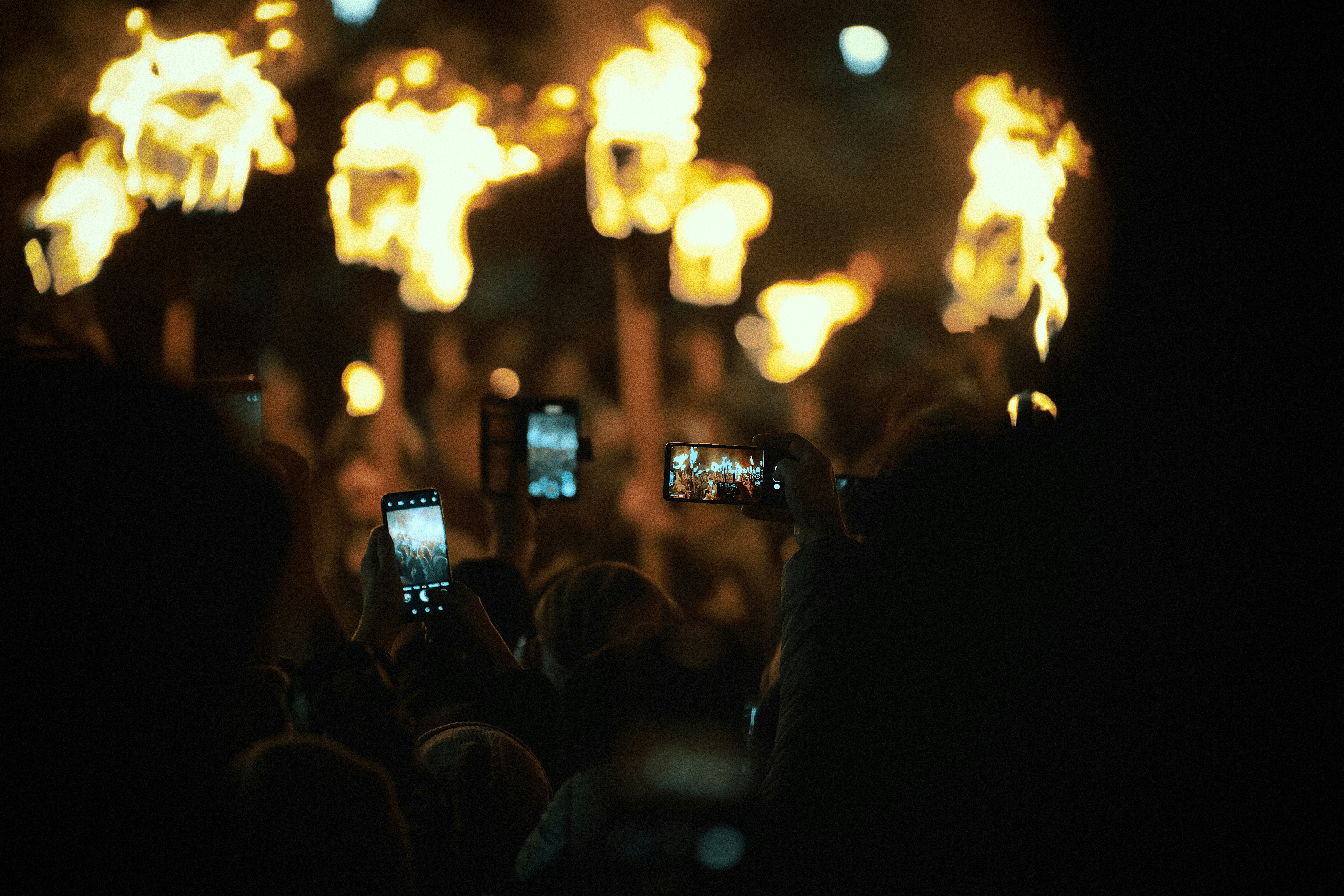 Optimizing 1GB JSON Search: 44s to 1.8s on Mobile