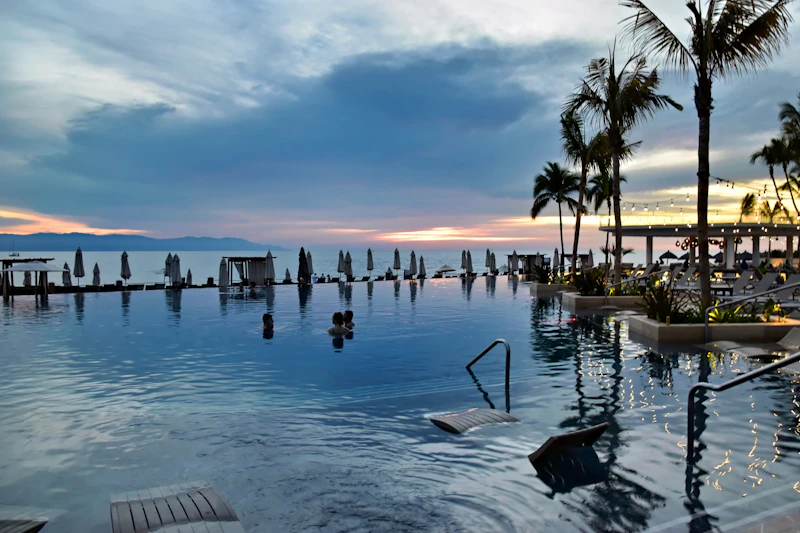 oceanview infinity pool at sunset