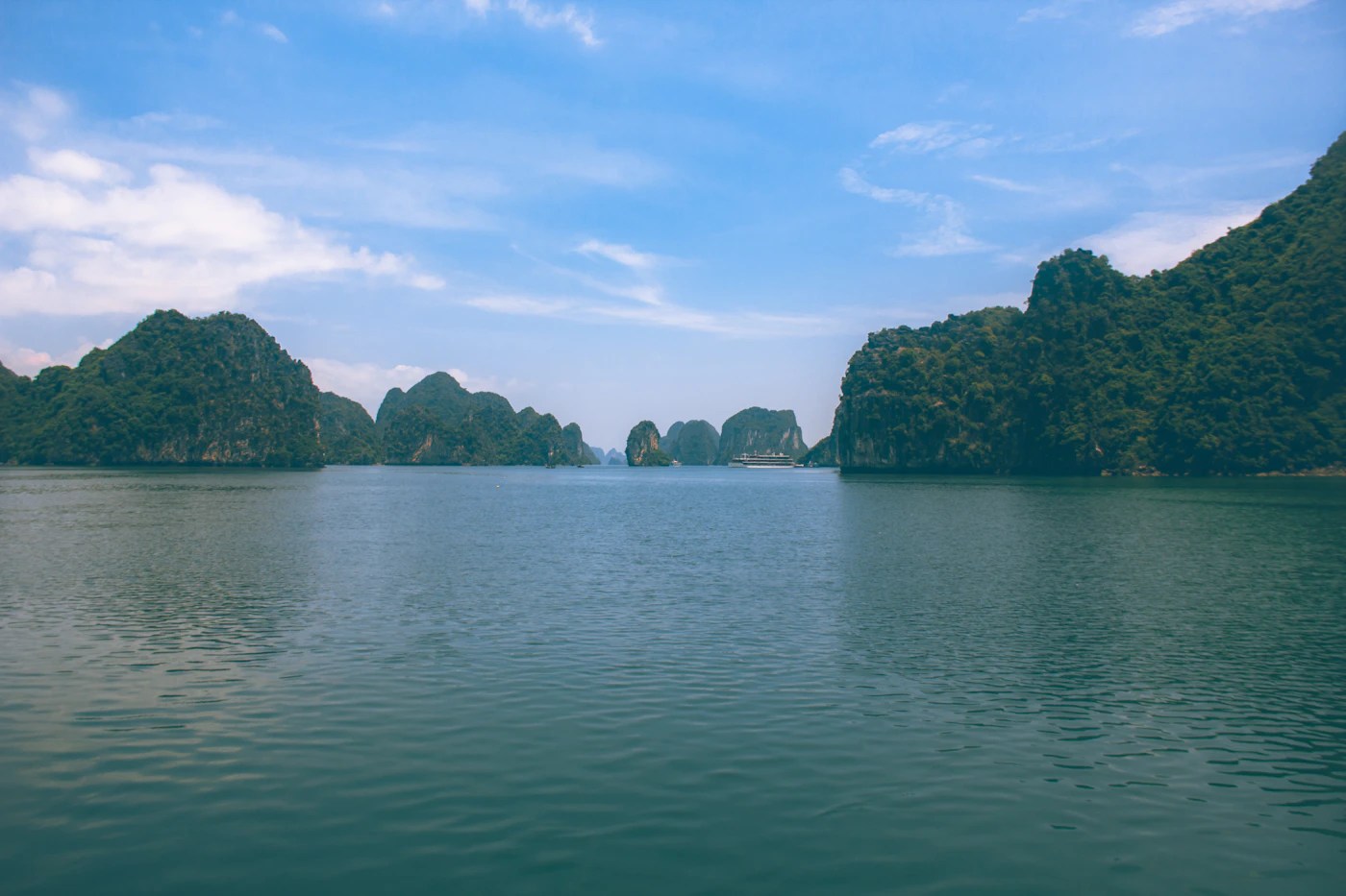Vietnam Couple Escape travel package