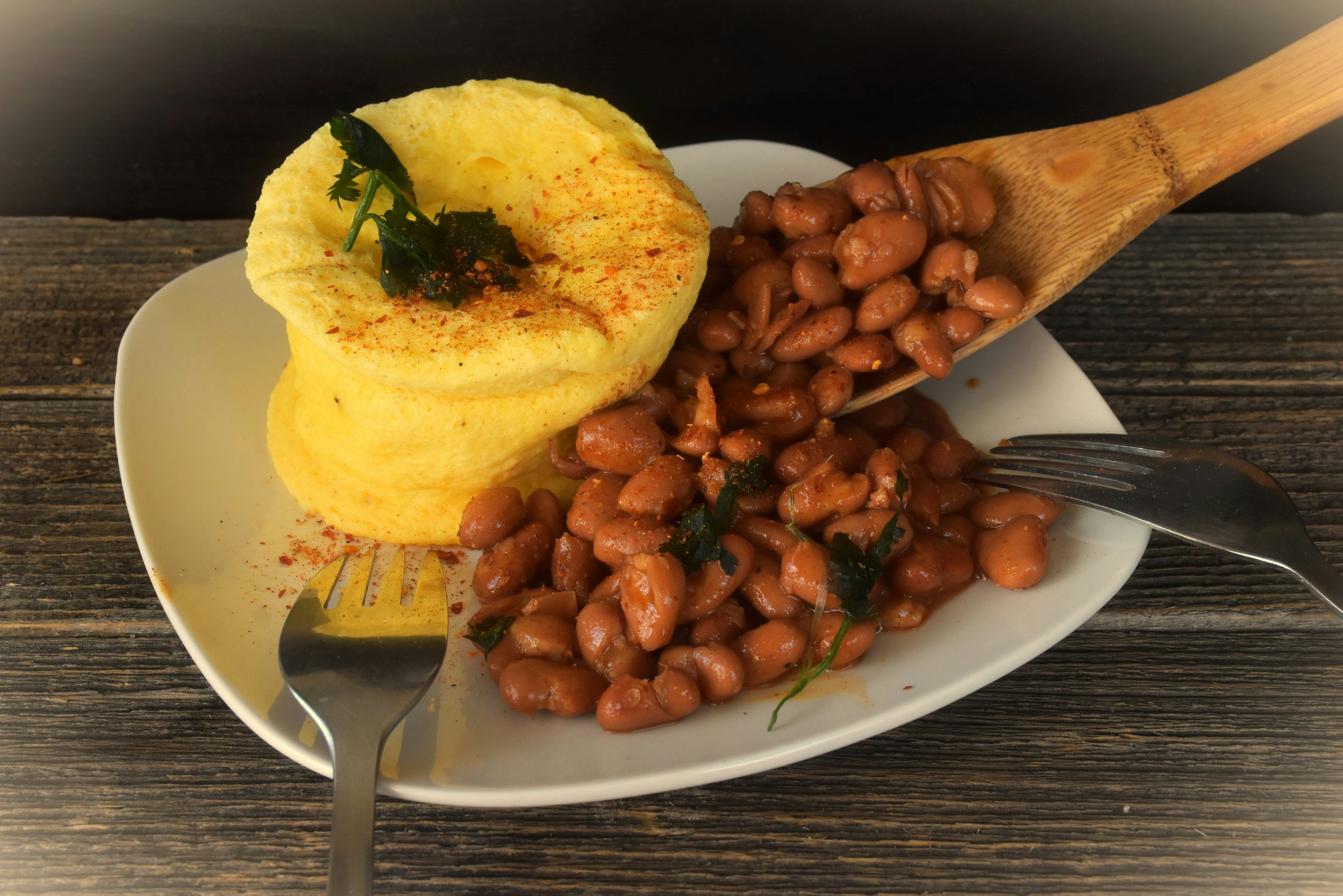 Frijoles Rojos Volteados con Tortilla Horneada
