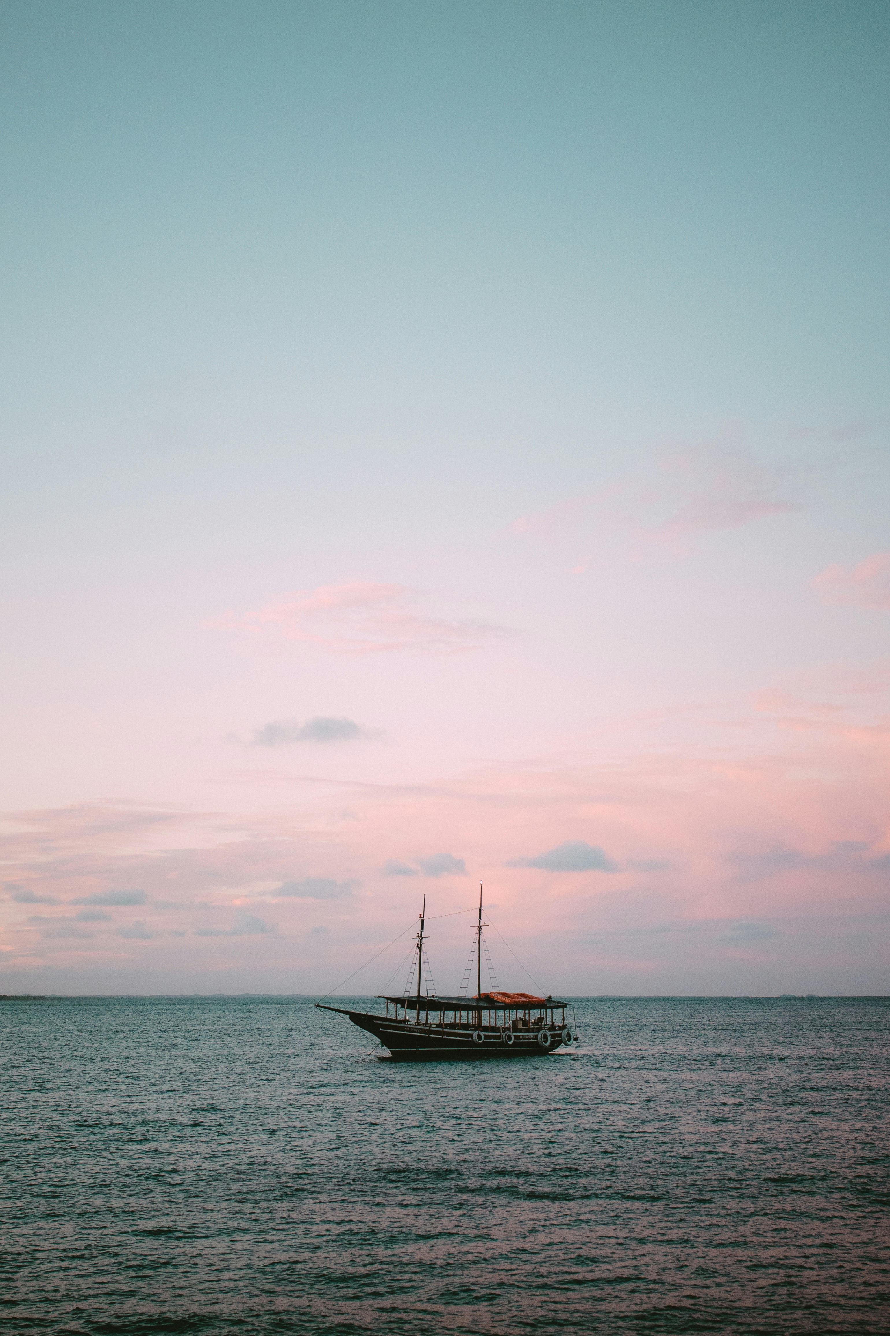 Photo by jonathanborba