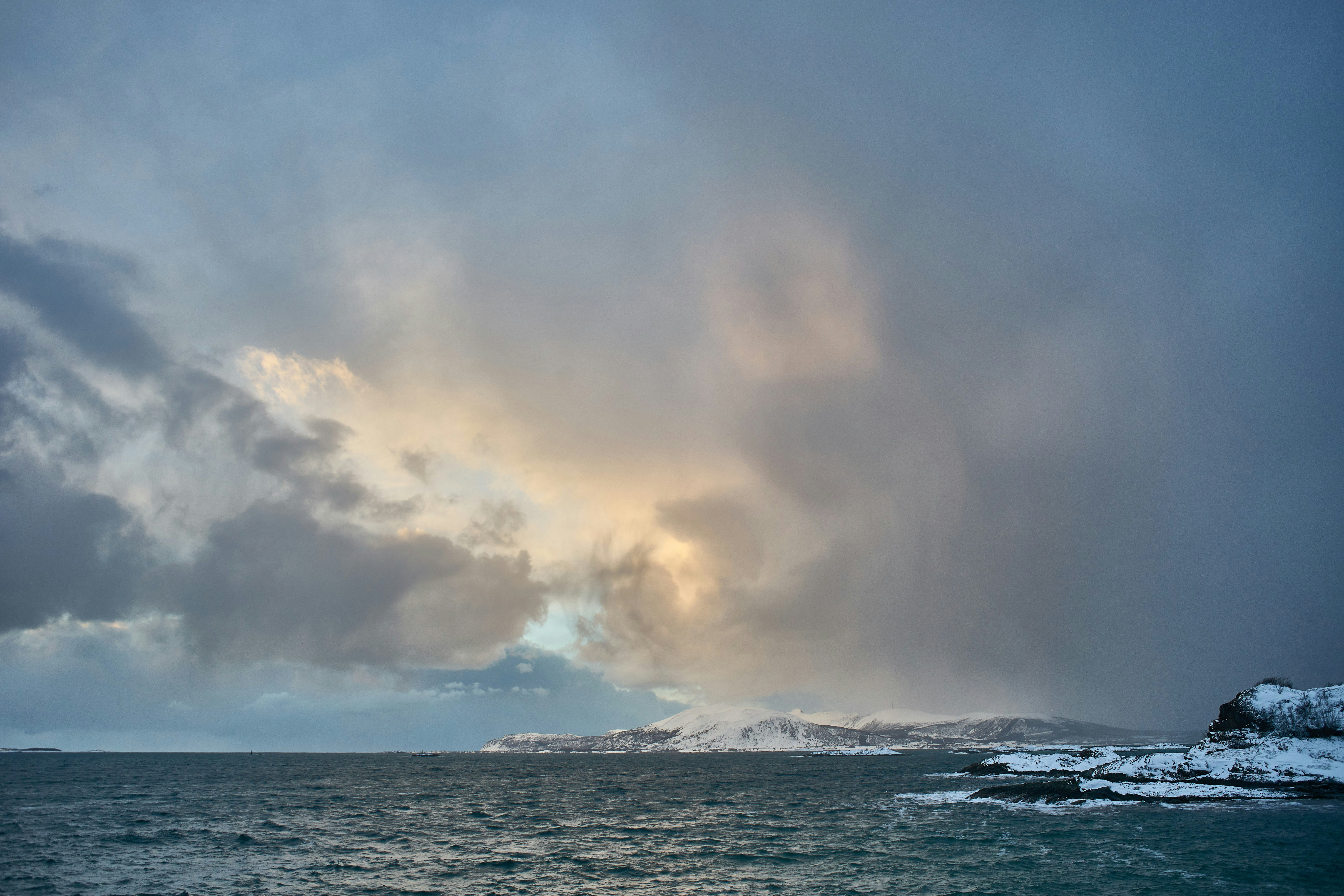 Photo by wolfgang_hasselmann