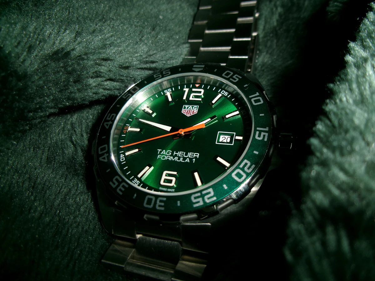 Orologio TAG Heuer, dettaglio quadrante e lunetta