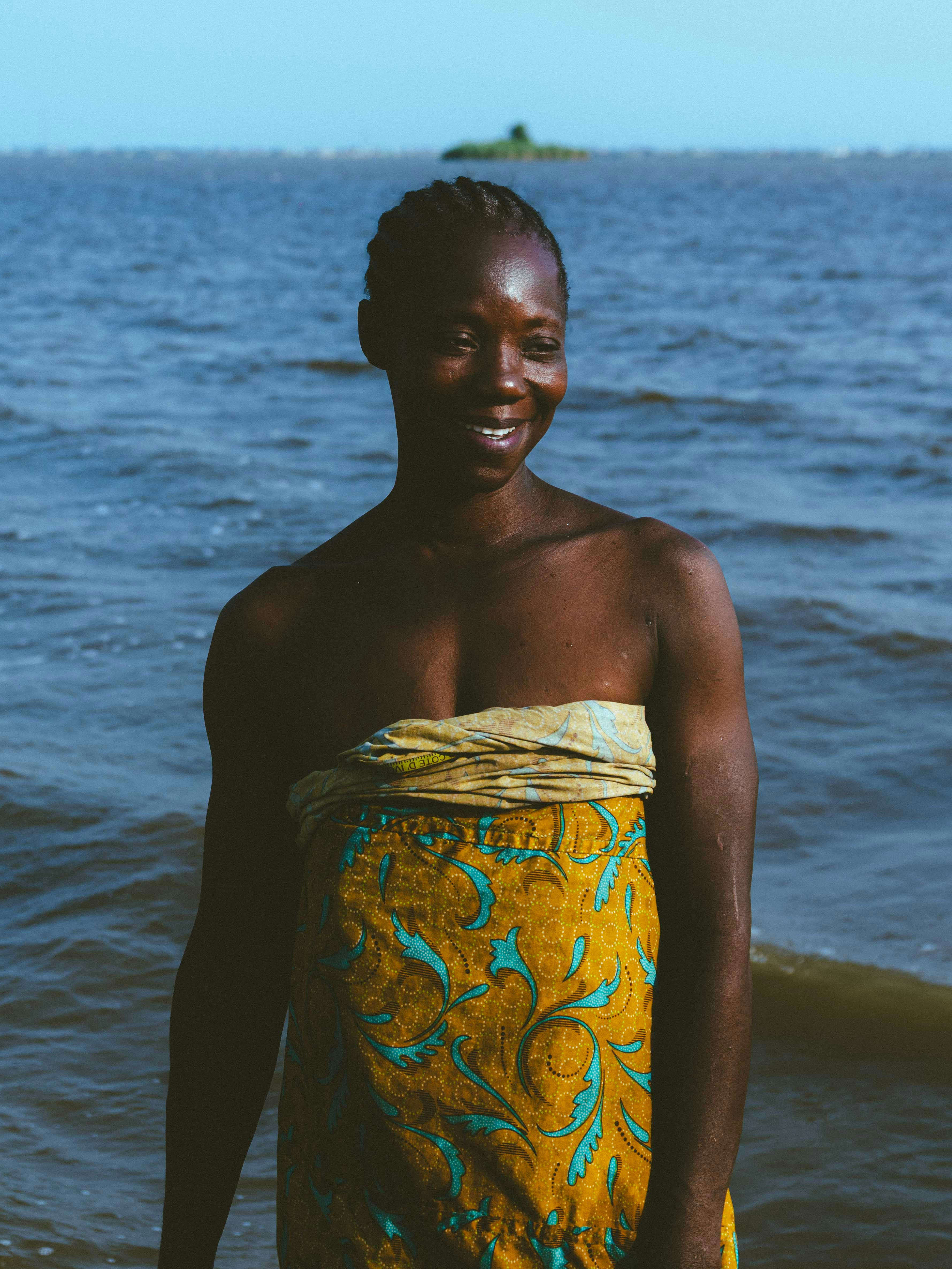 Photo by johndimeji_