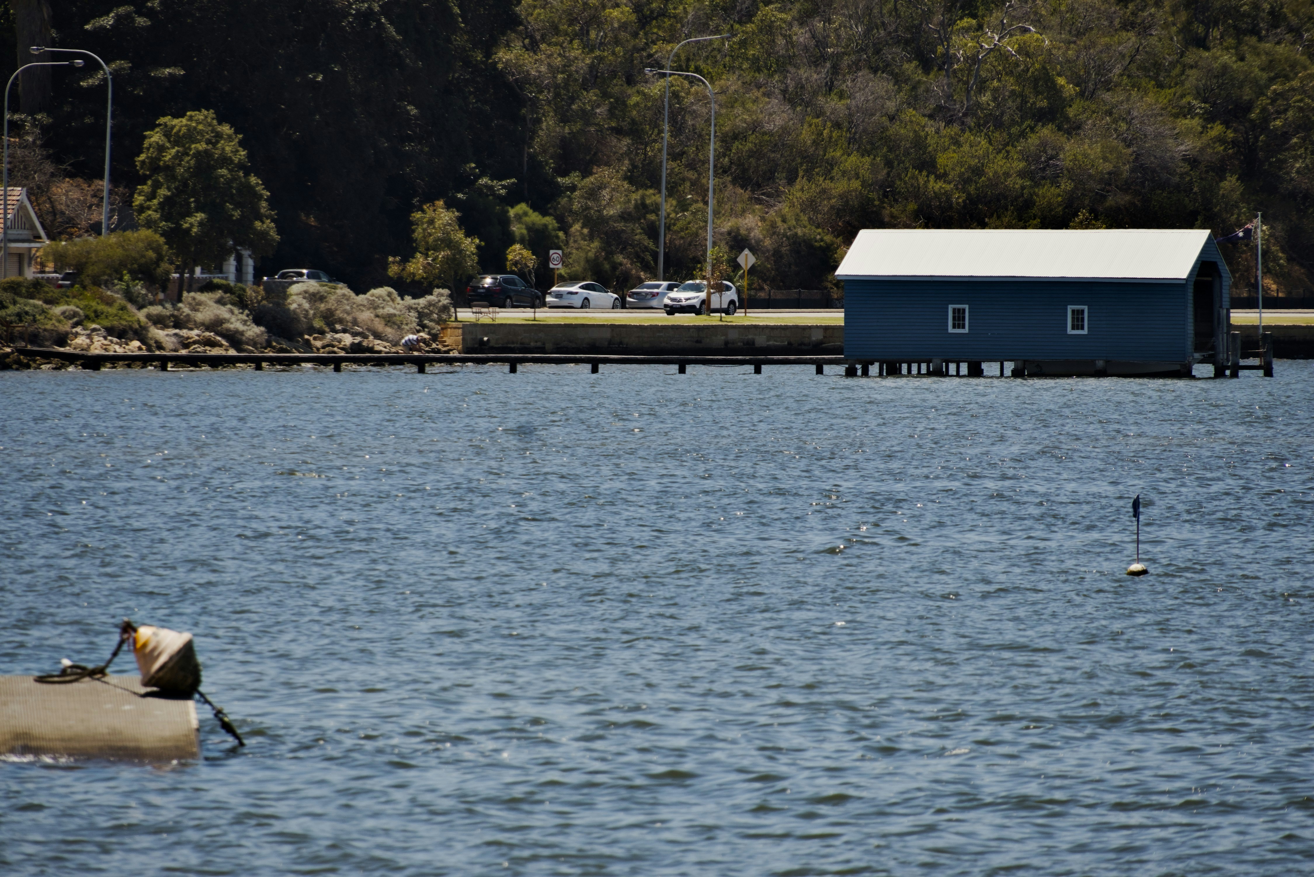 A popular site for photographers of weddings and much more it sits on the swan river between the perth CBD and UWA.