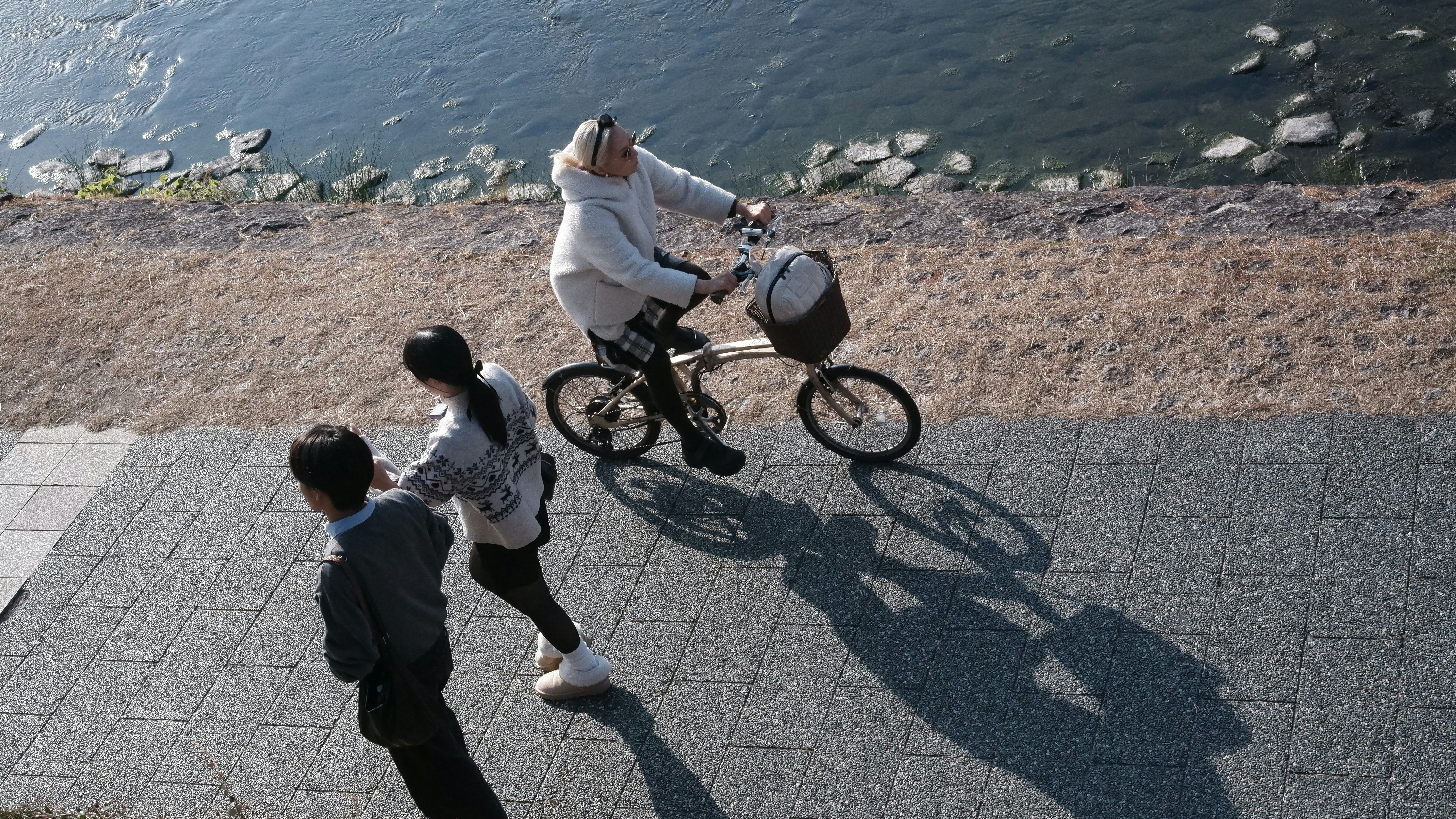 Photo by ryohariantoo