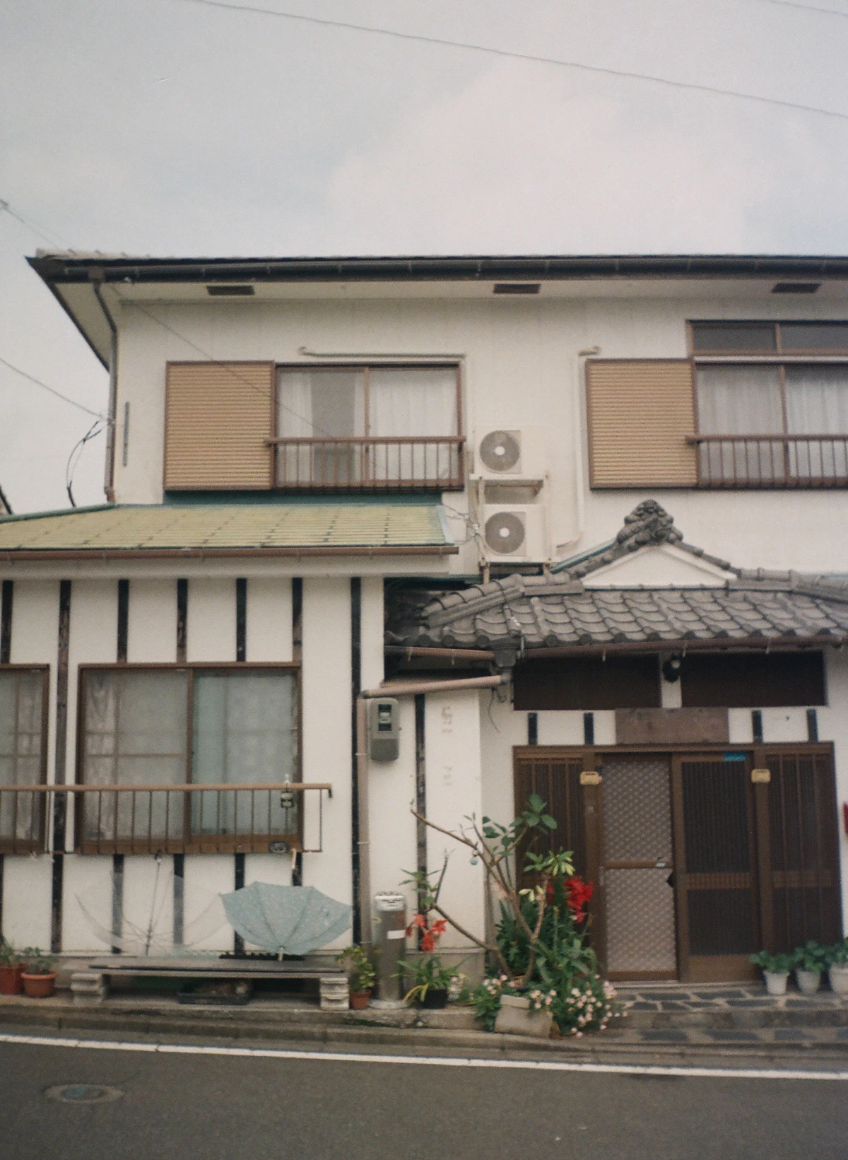 リフォーム済みの戸建て住宅の外観