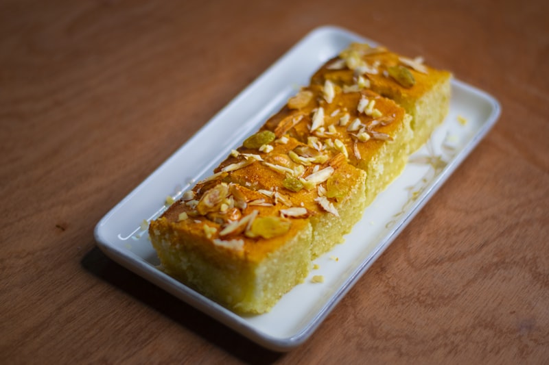 Basbousa bil Samna, Egyptian semolina cake