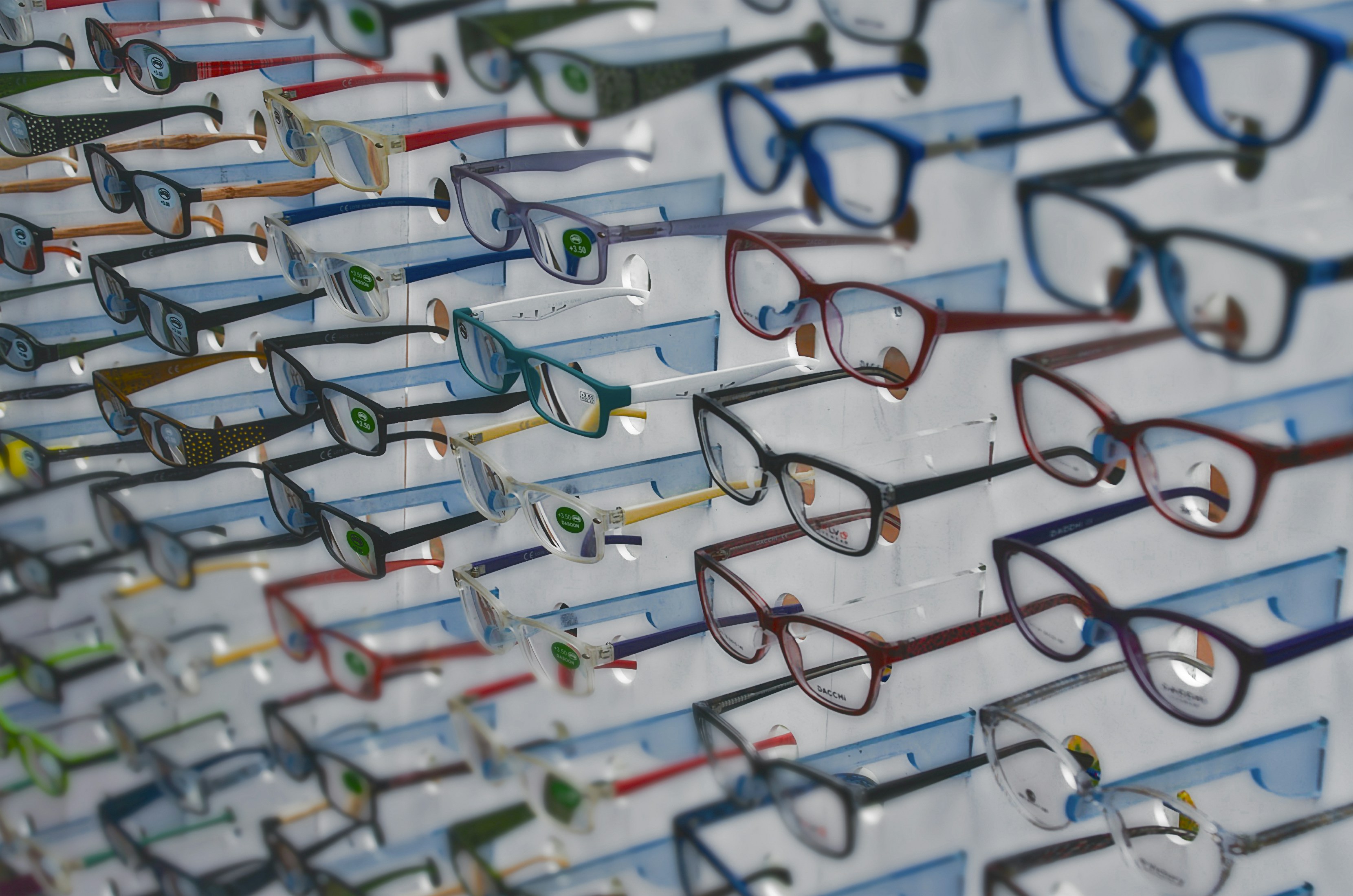 Quantum Error Correction for Engineers: Concepts, Patterns and Implementation Tips