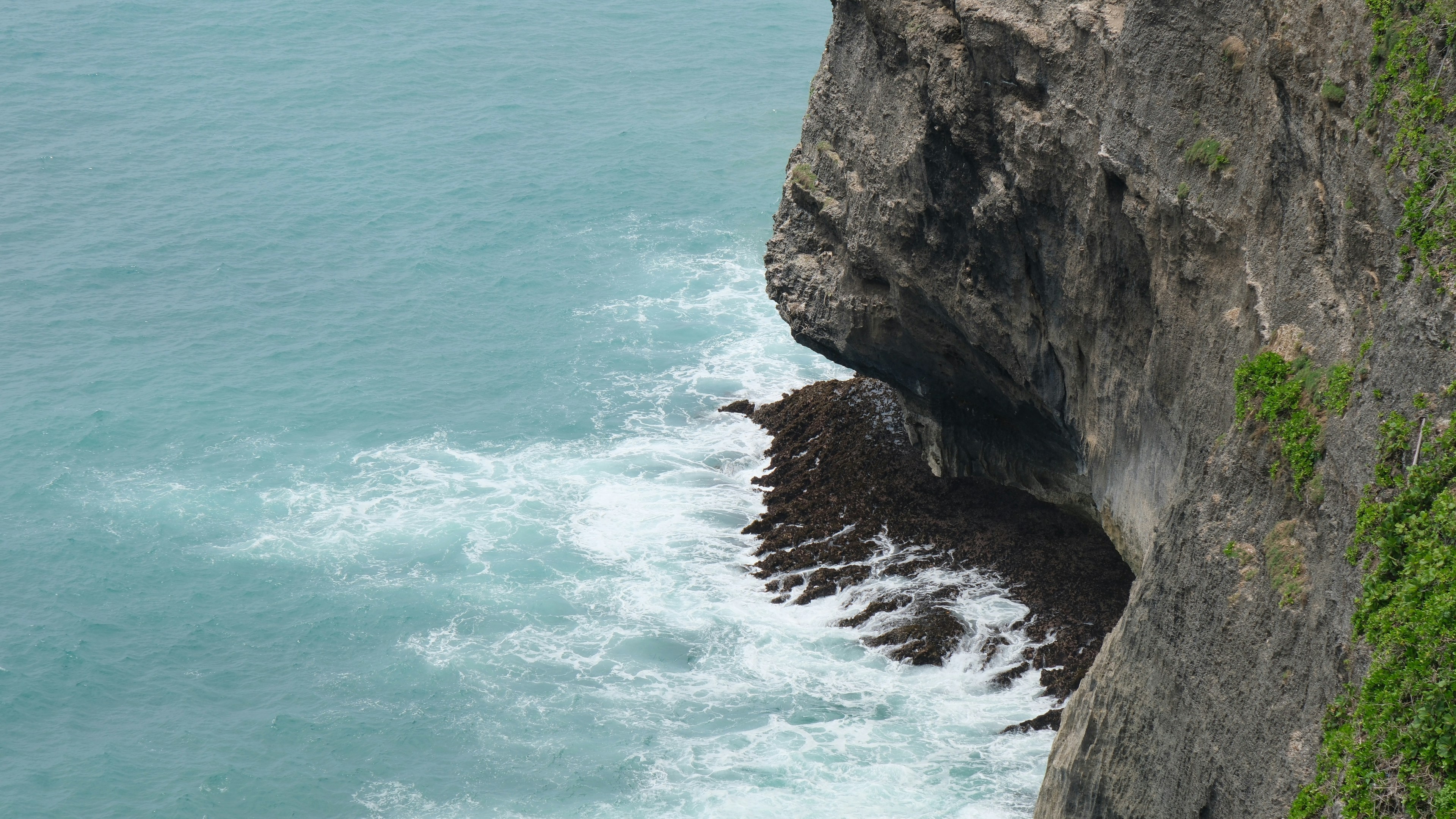 Photo by javen_traveler