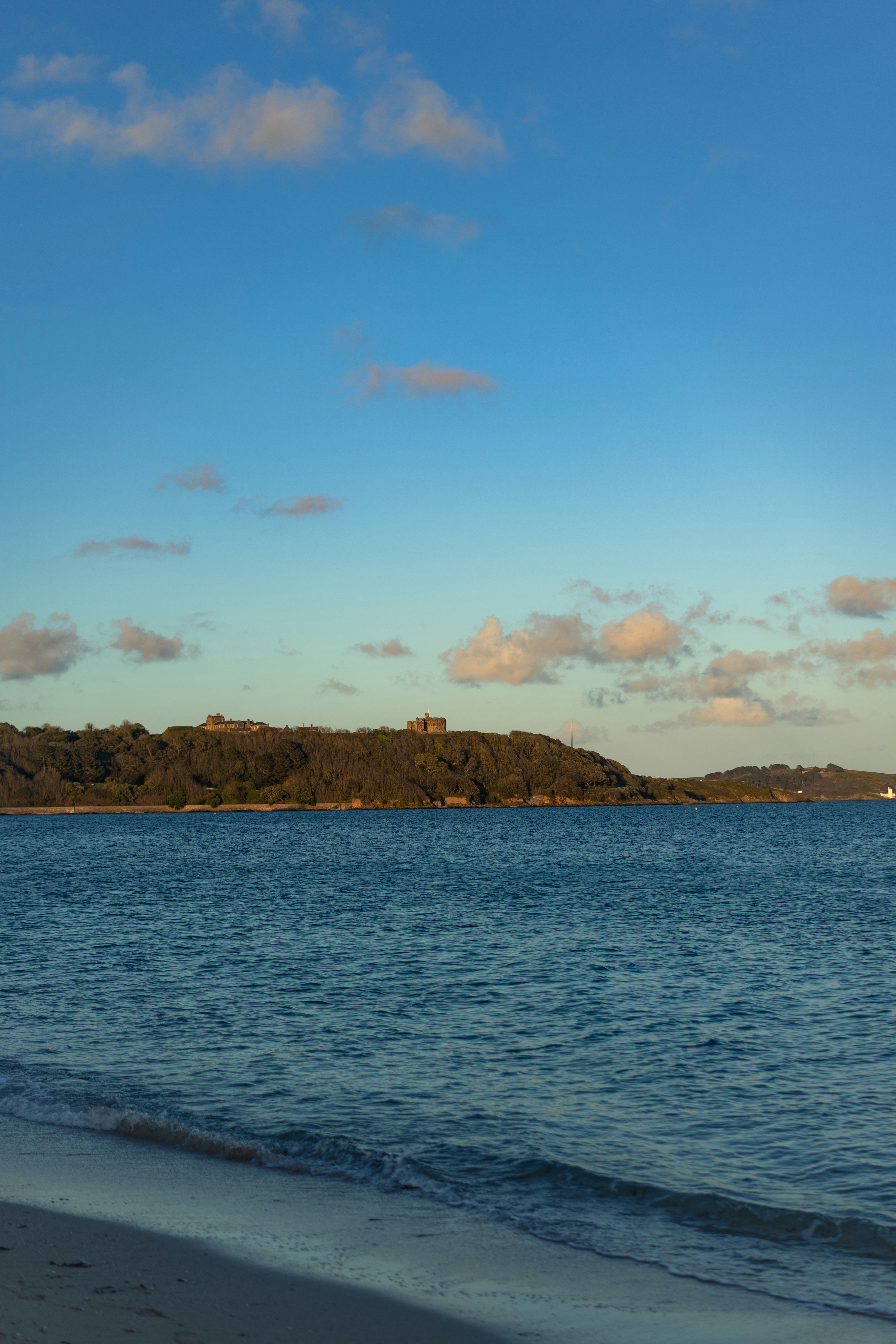 Photo by winstontjia