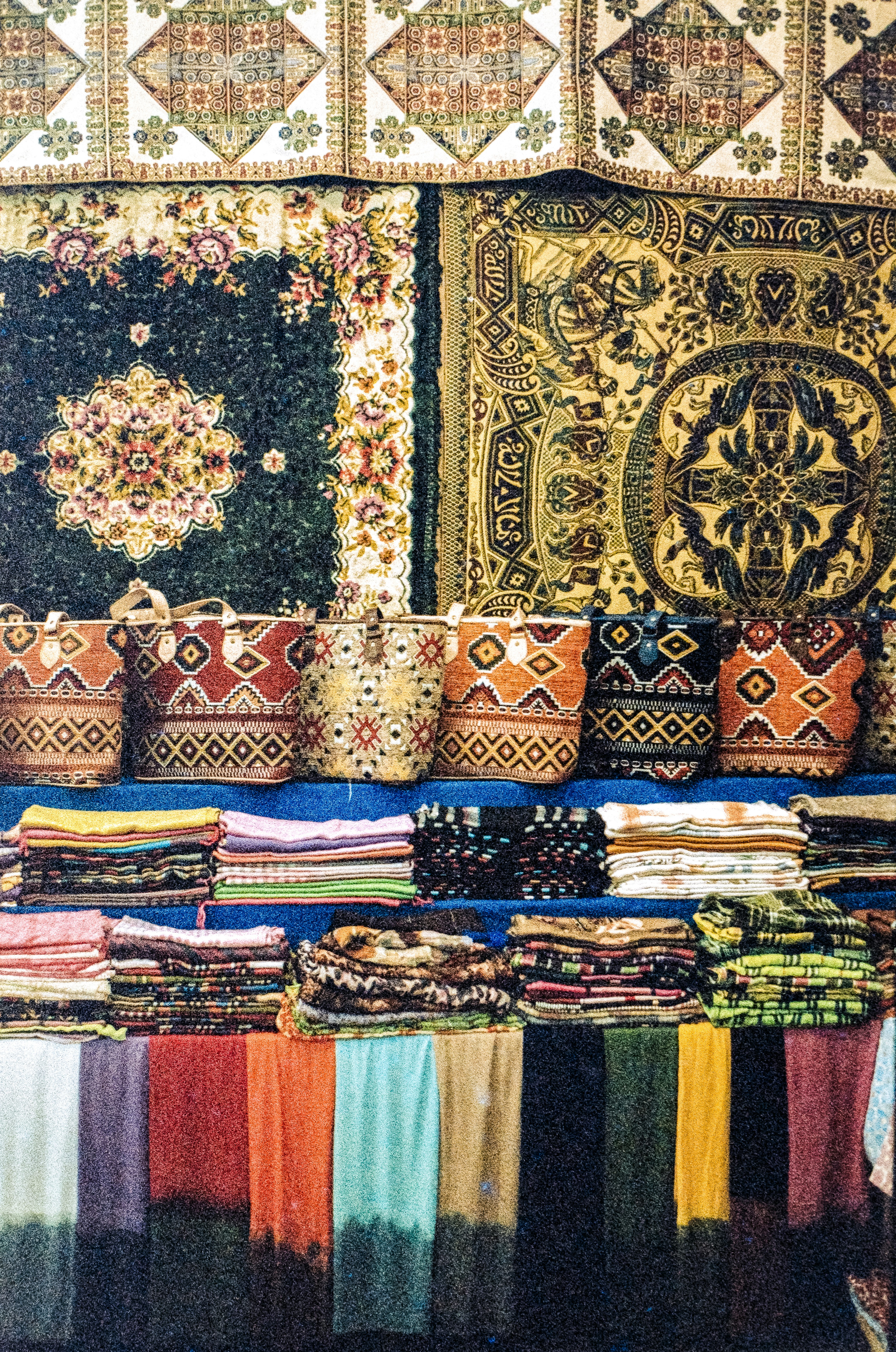 Photo by bethchobanova