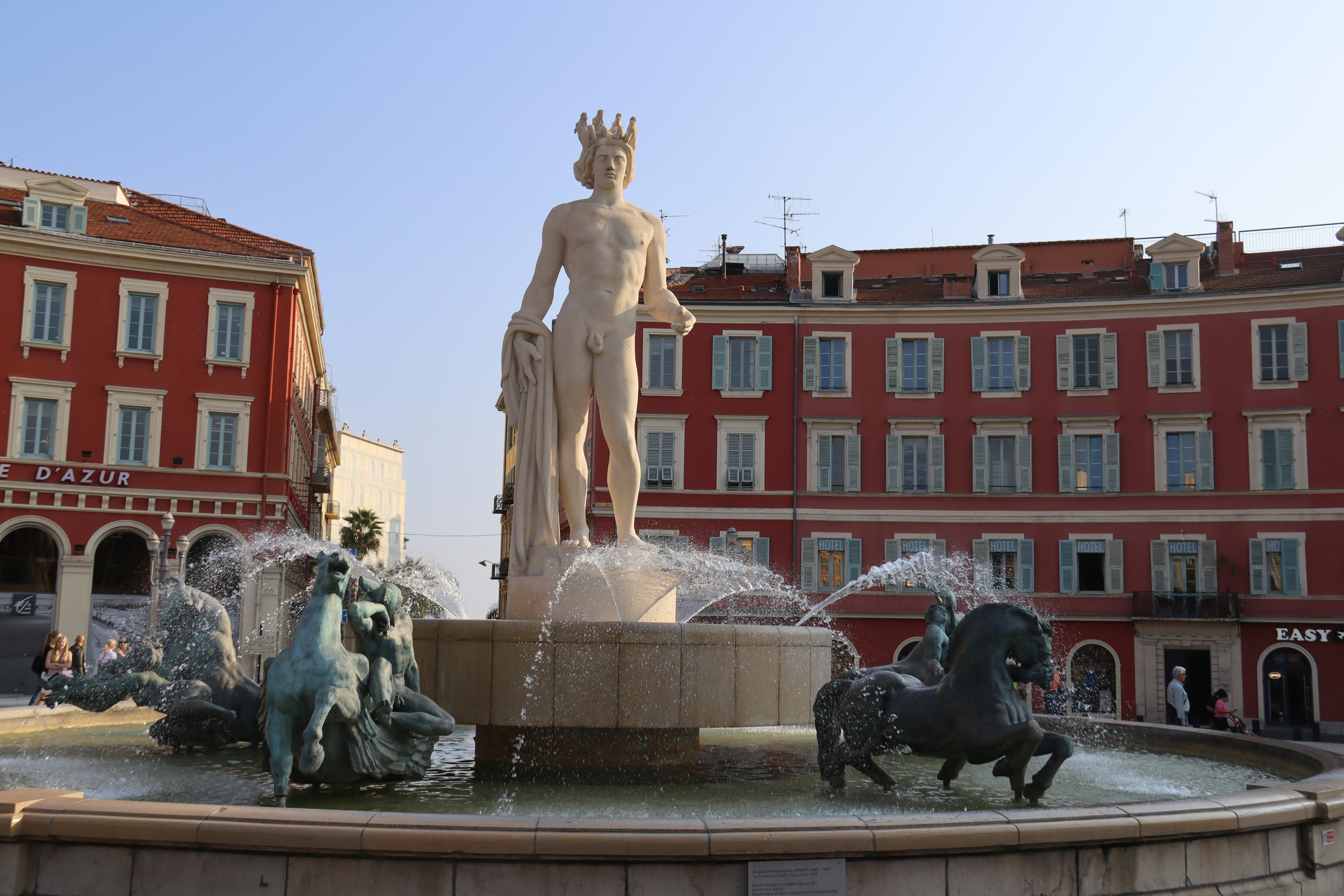 Photo by shalevcohen