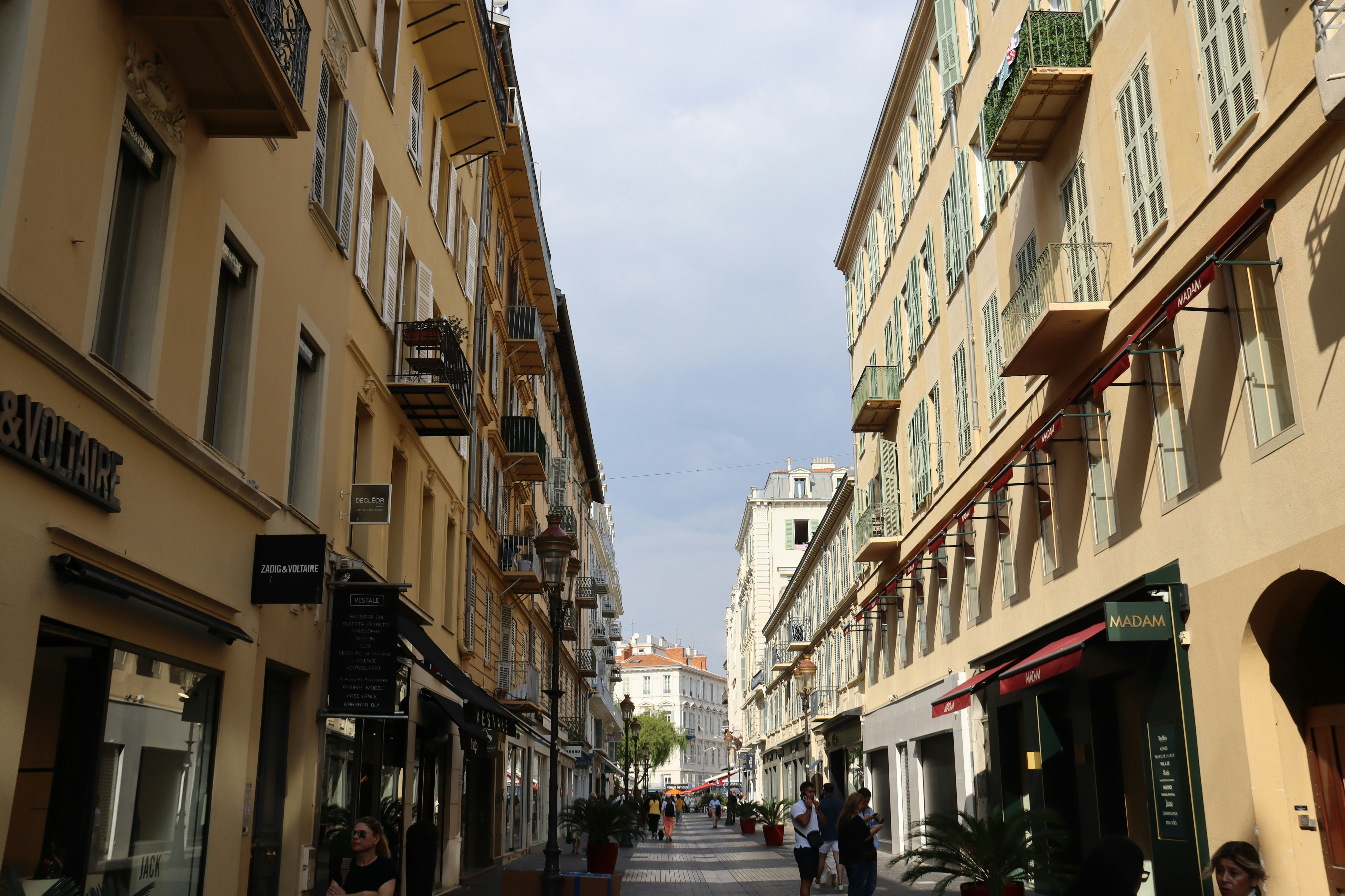 Photo by shalevcohen