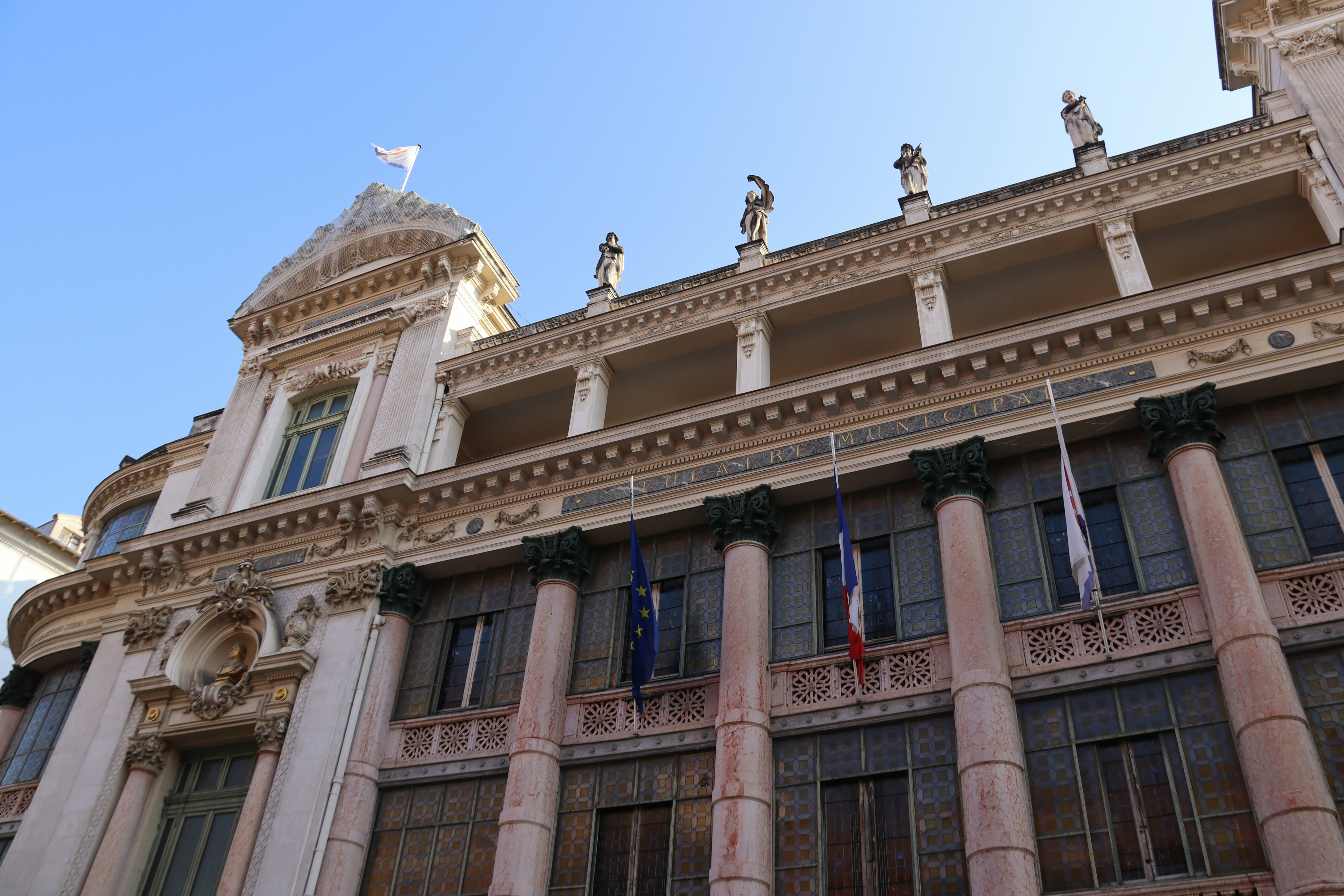 Photo by shalevcohen