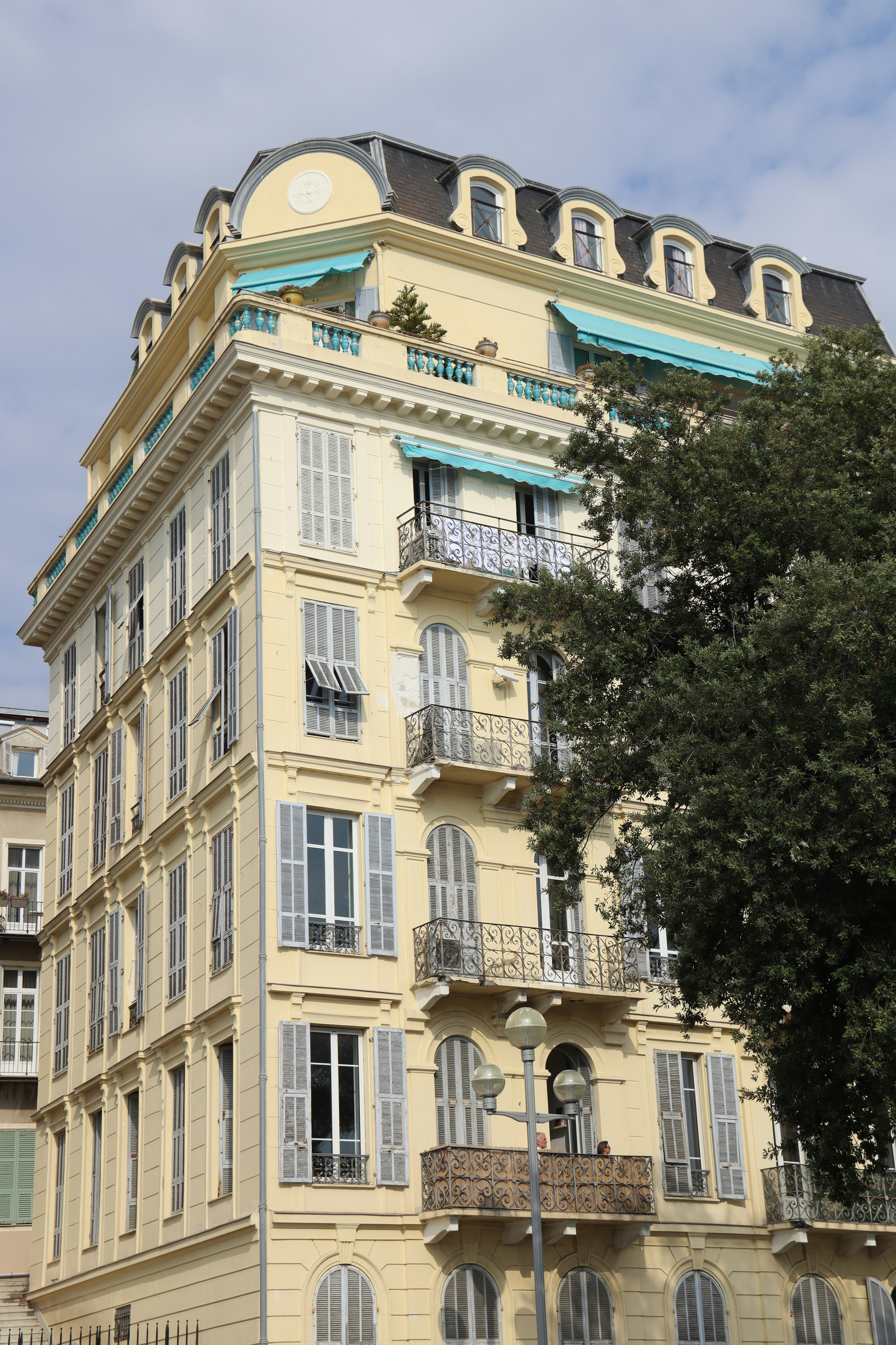 Photo by shalevcohen