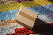Caja con paquete de Patitas Coquetas