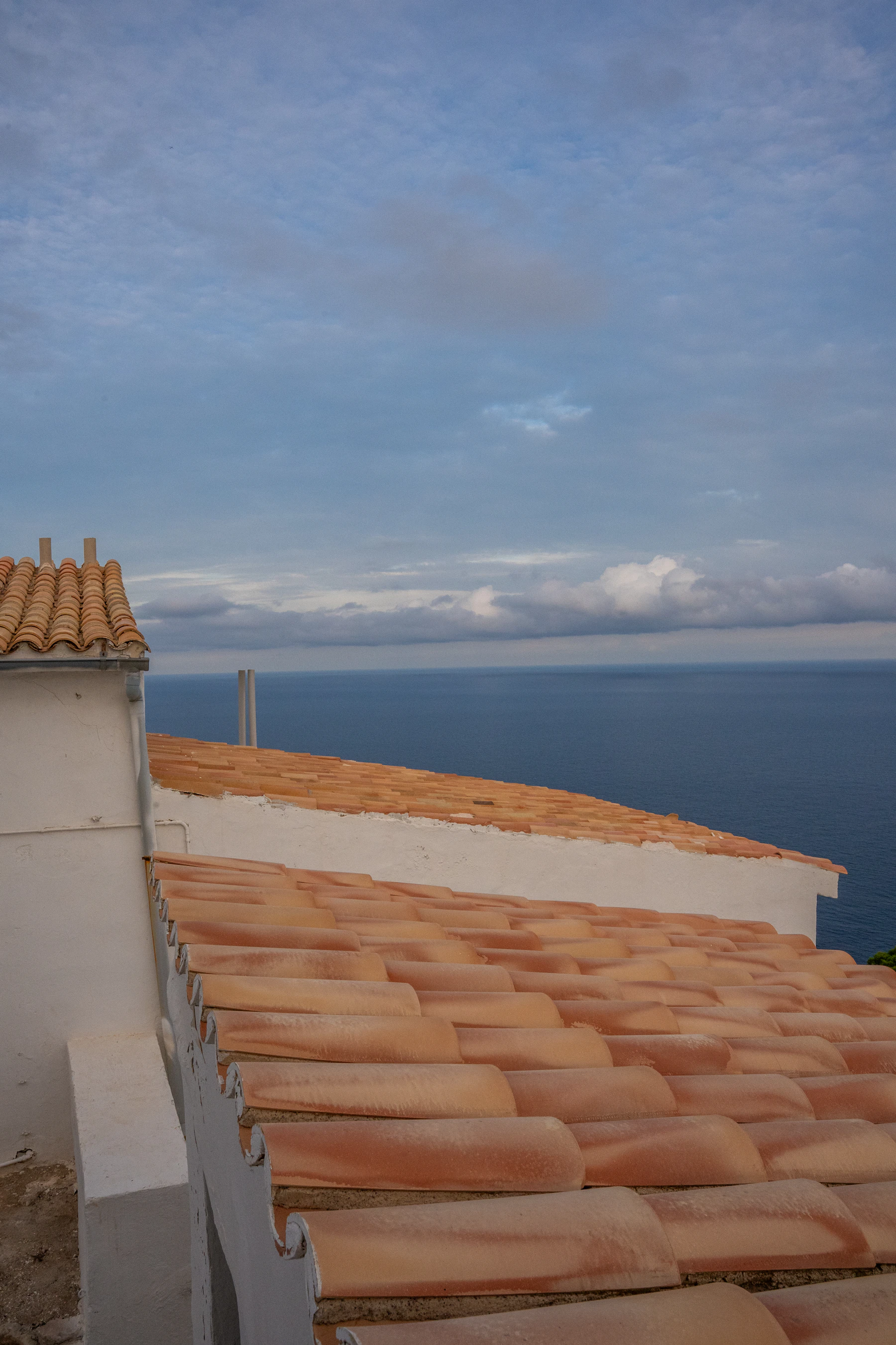 Arquitectura tradicional y mar de Mallorca