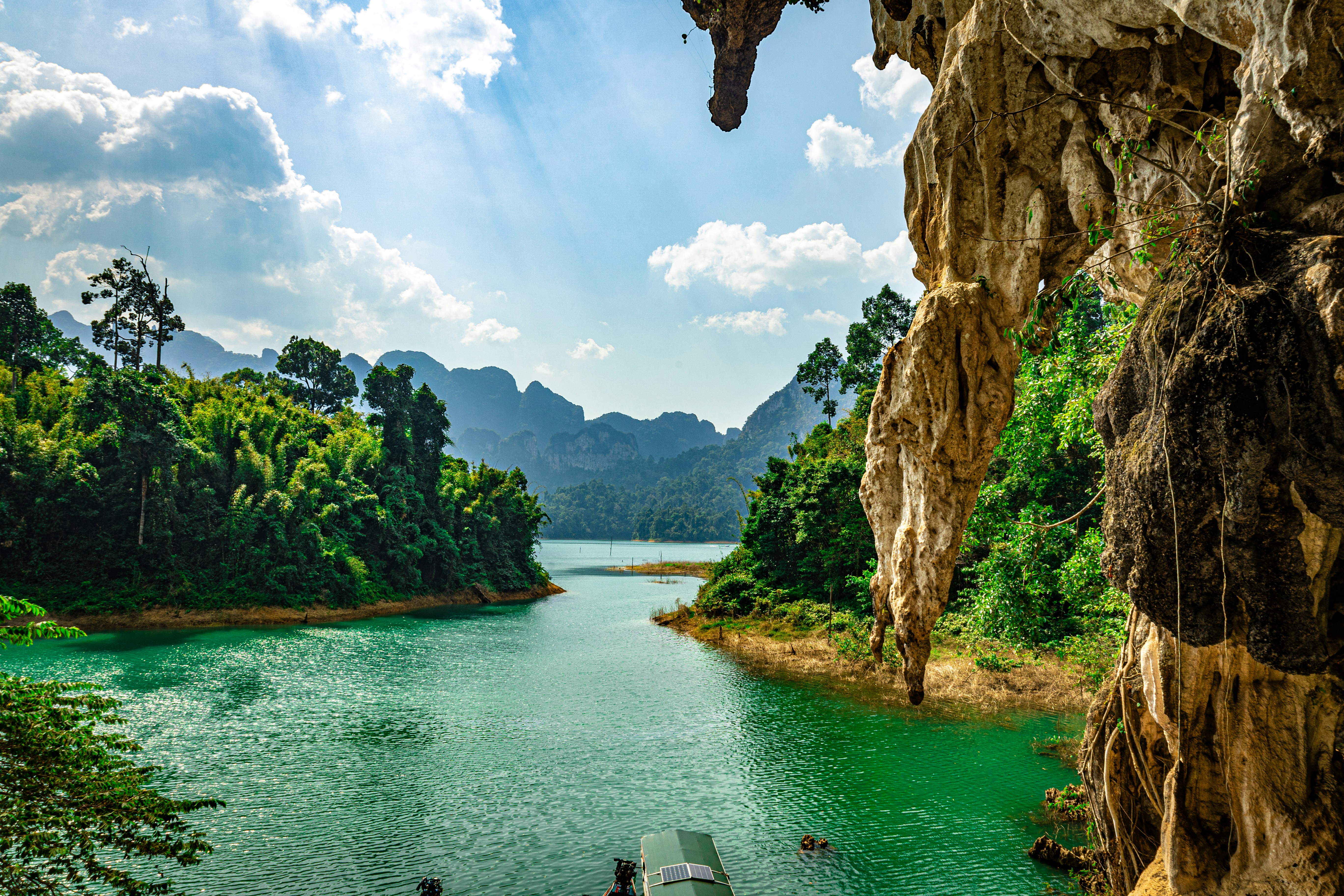 Photo by somewherewithtom