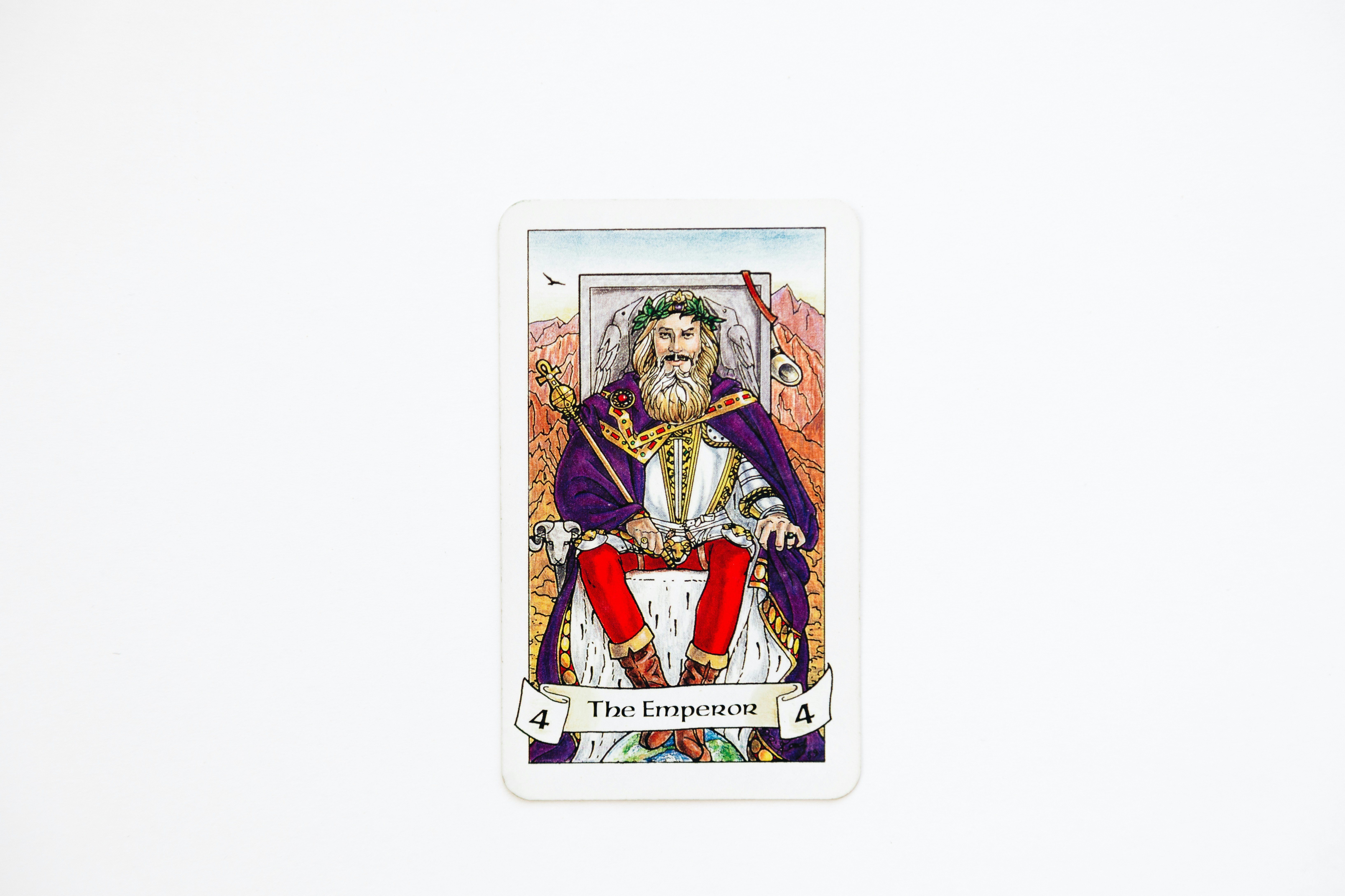 A carta de tarô do imperador sobre fundo branco