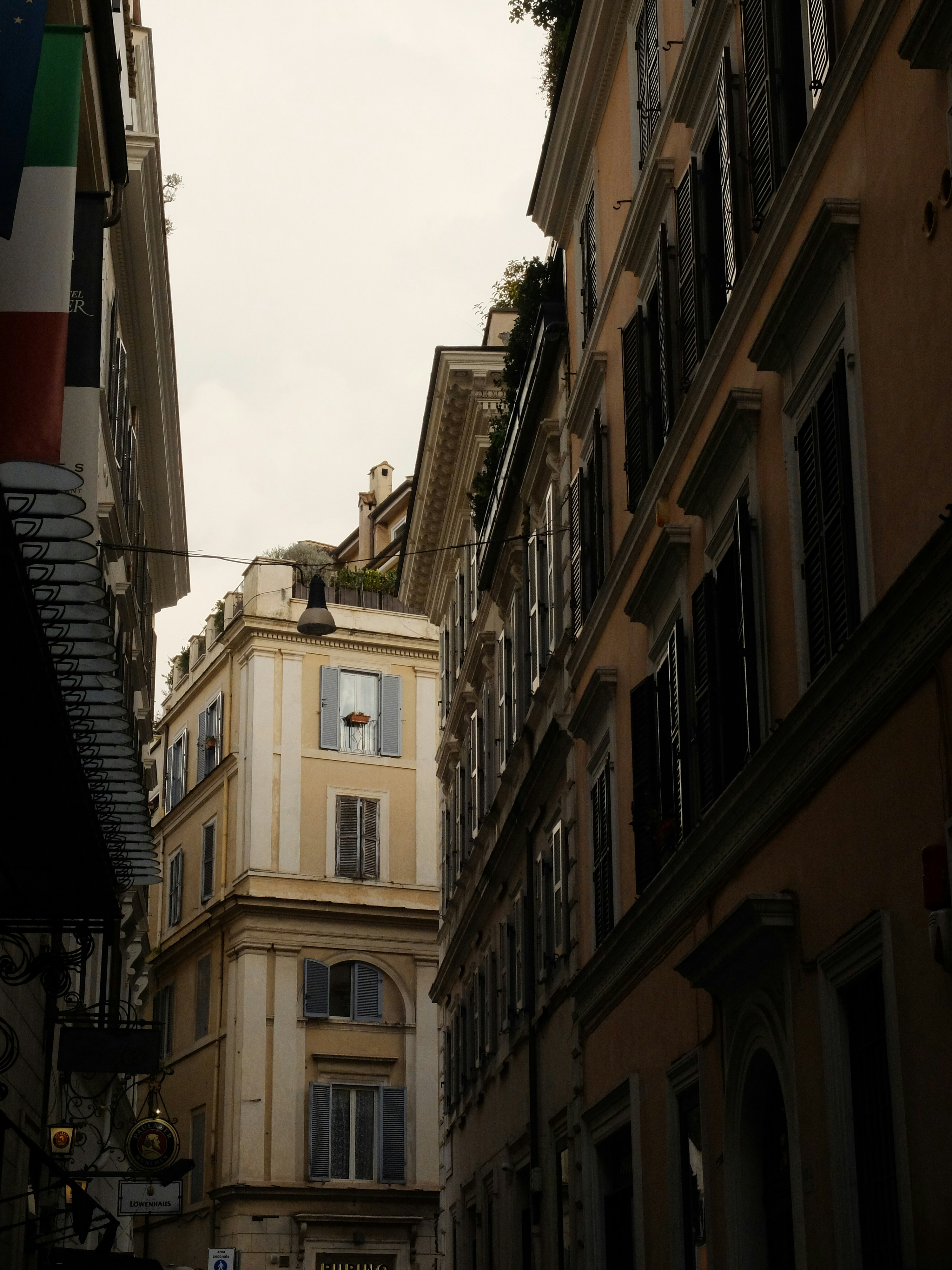 Photo by bernhardbar