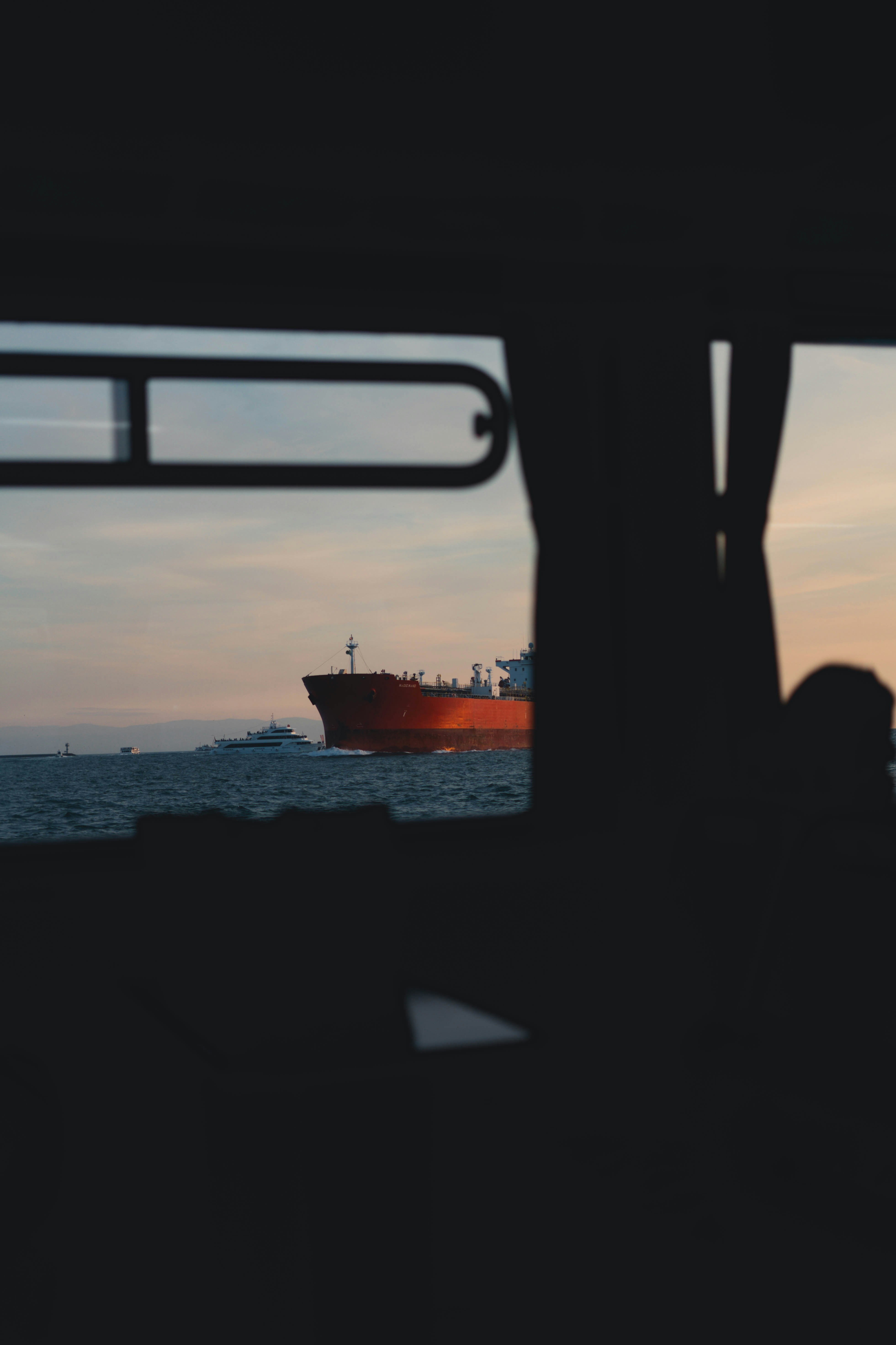 Photo by evgeeeenchik