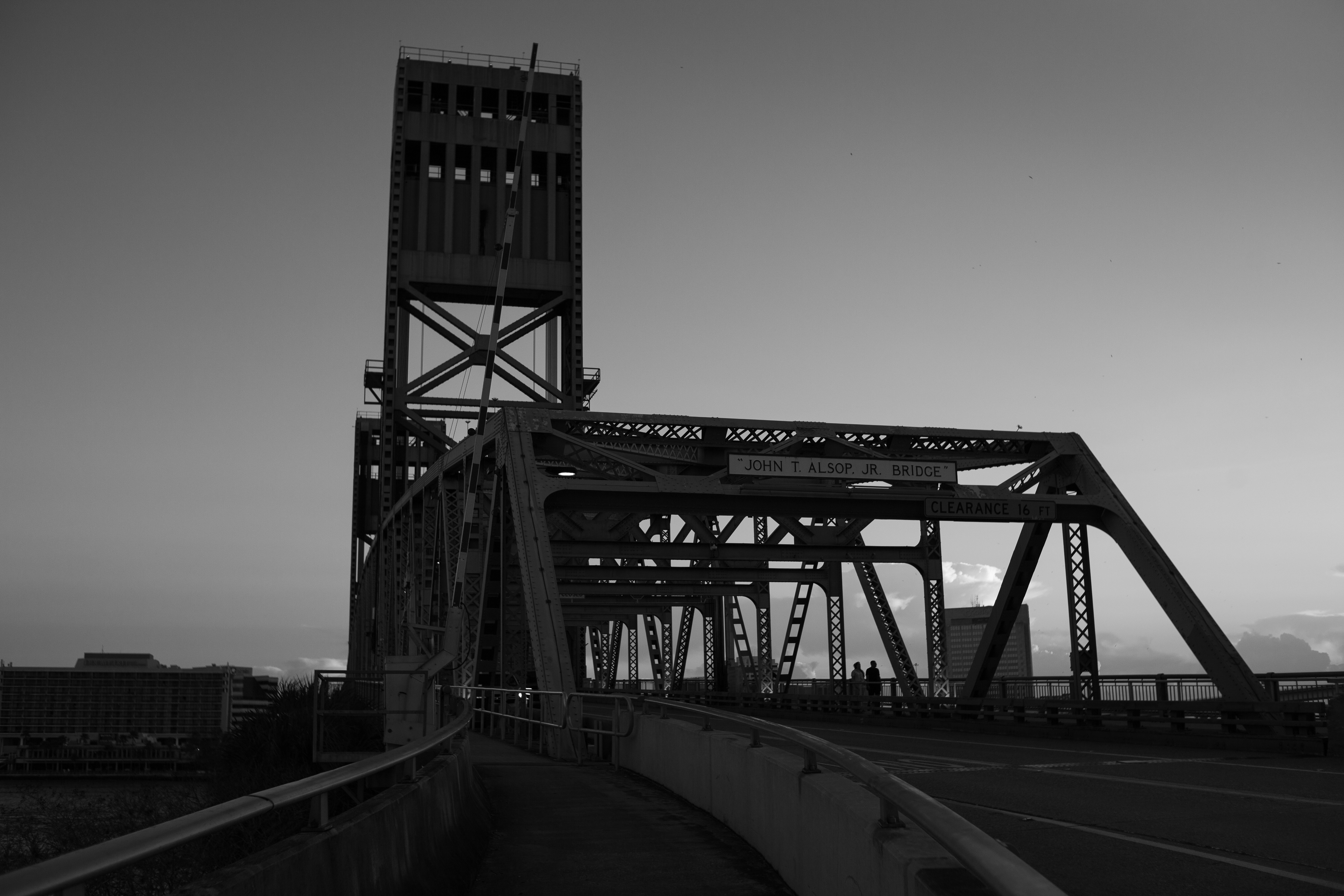 Photo by frontspace101