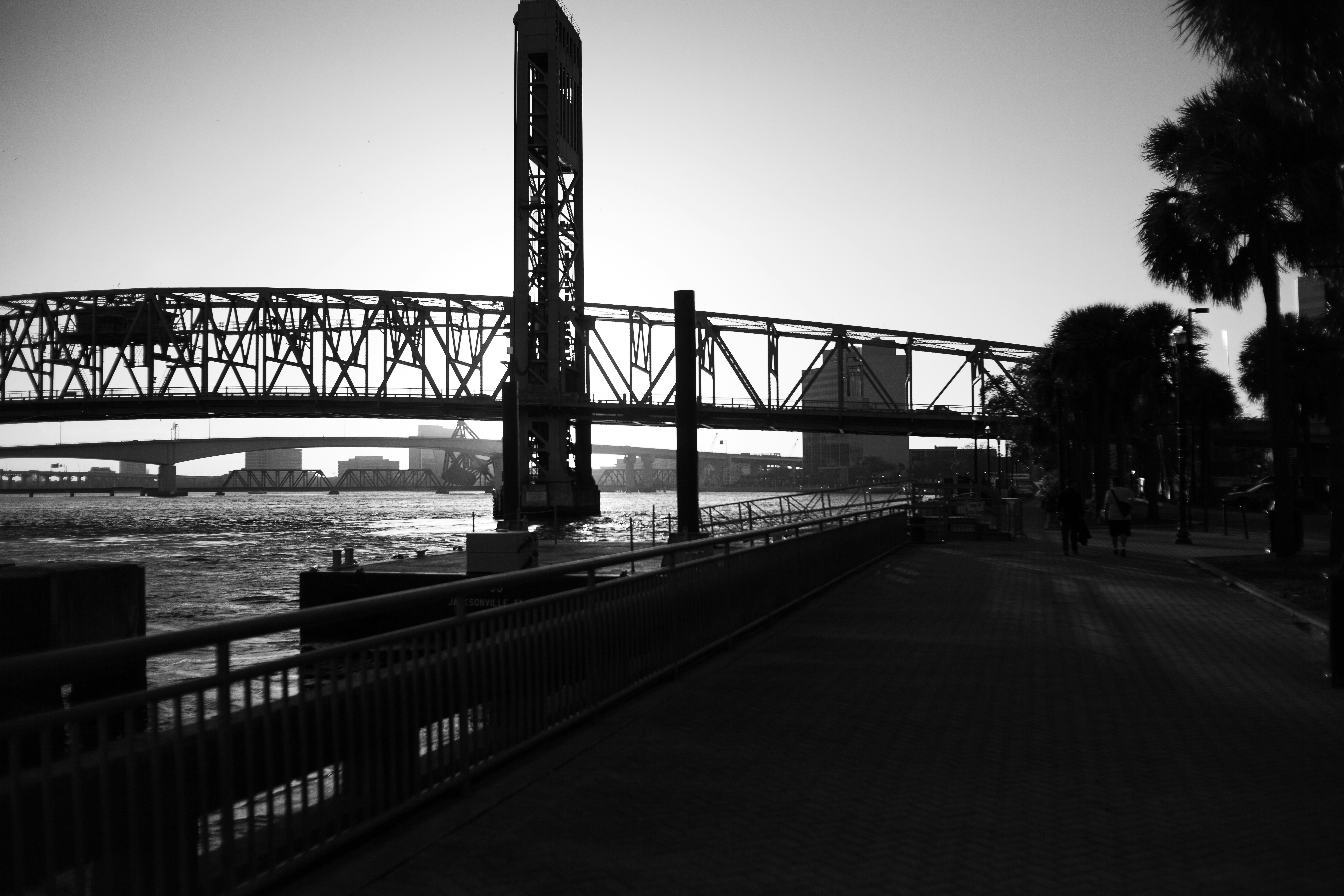 Photo by frontspace101