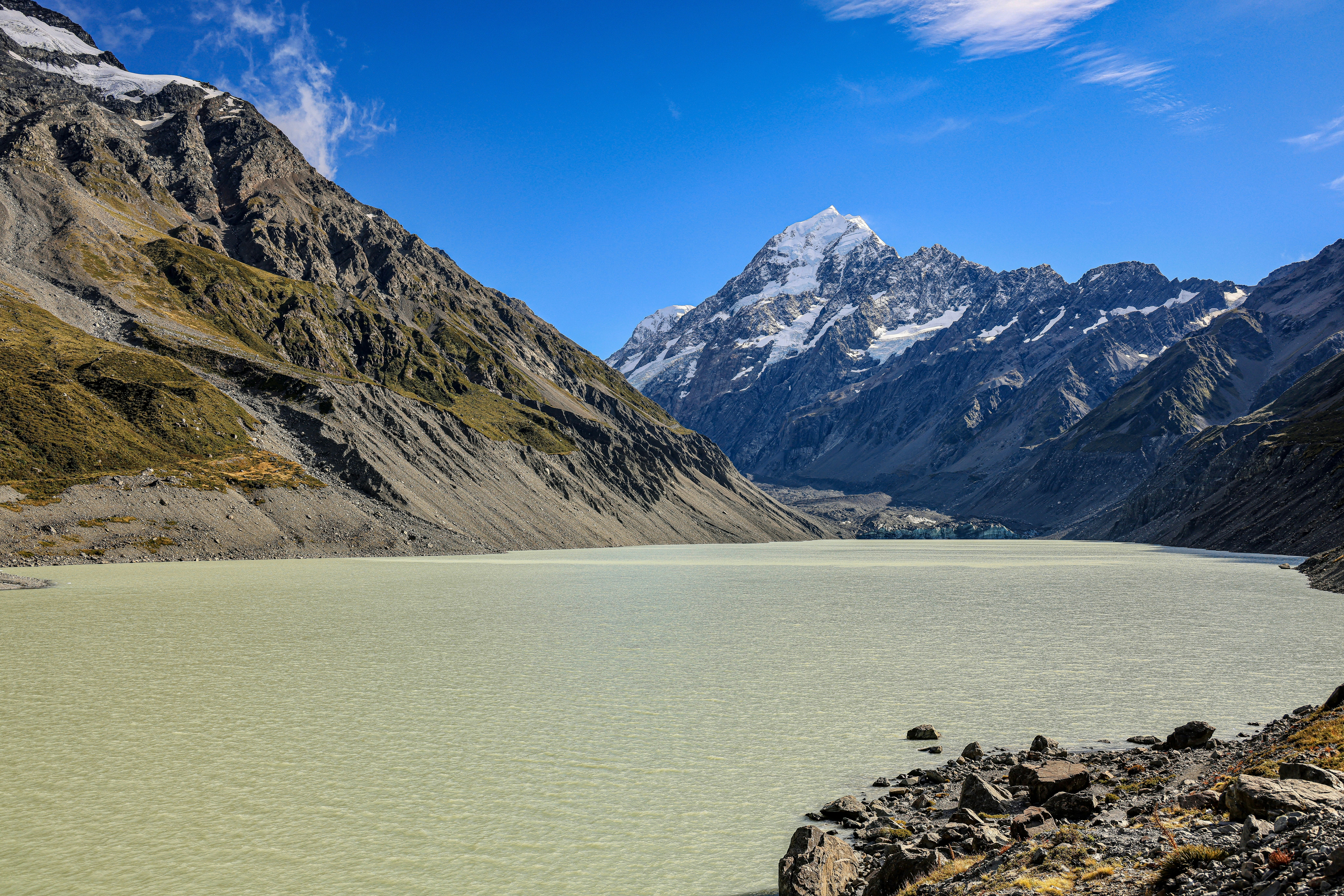 Photo by maximilian_brand