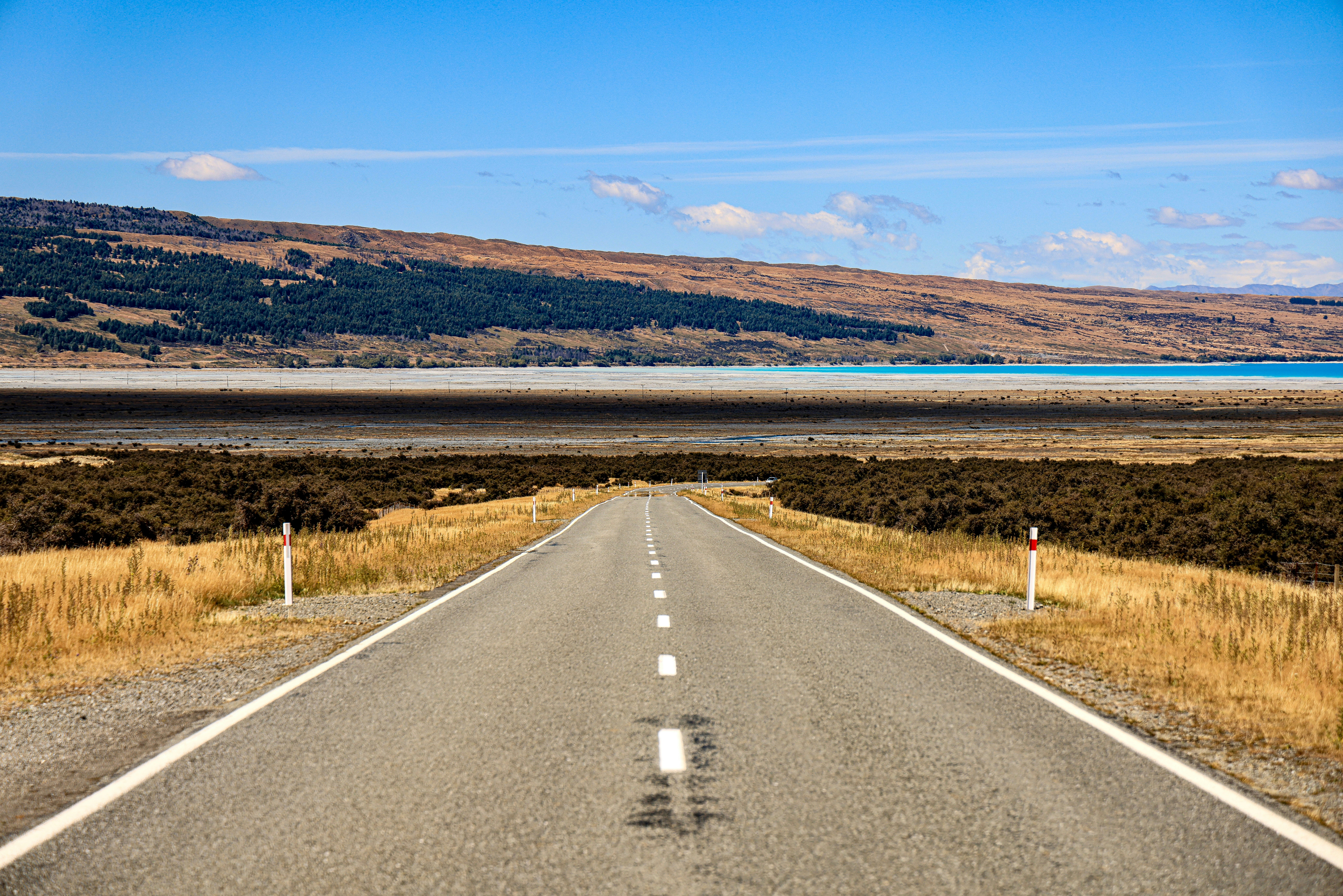 Photo by maximilian_brand