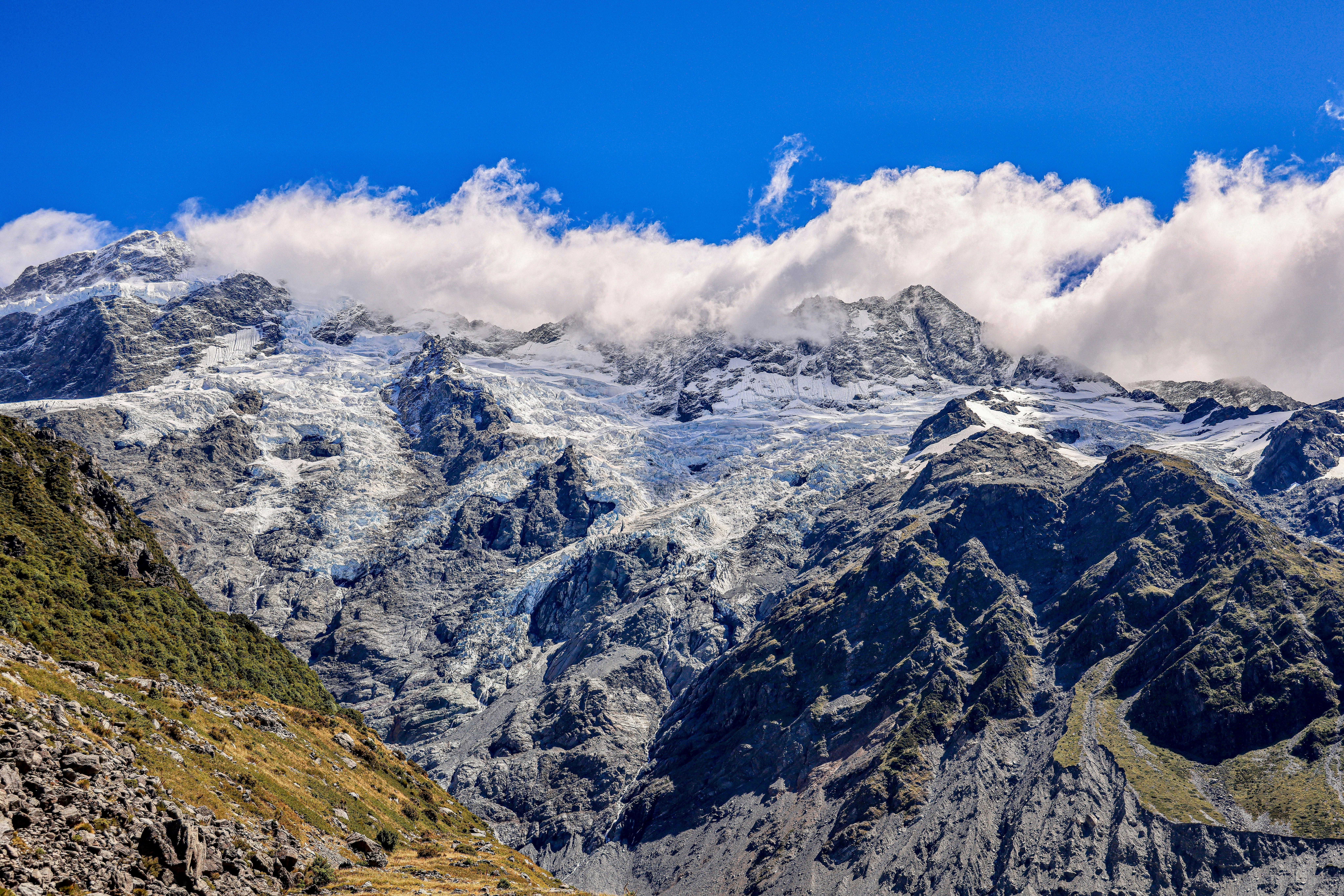 Photo by maximilian_brand