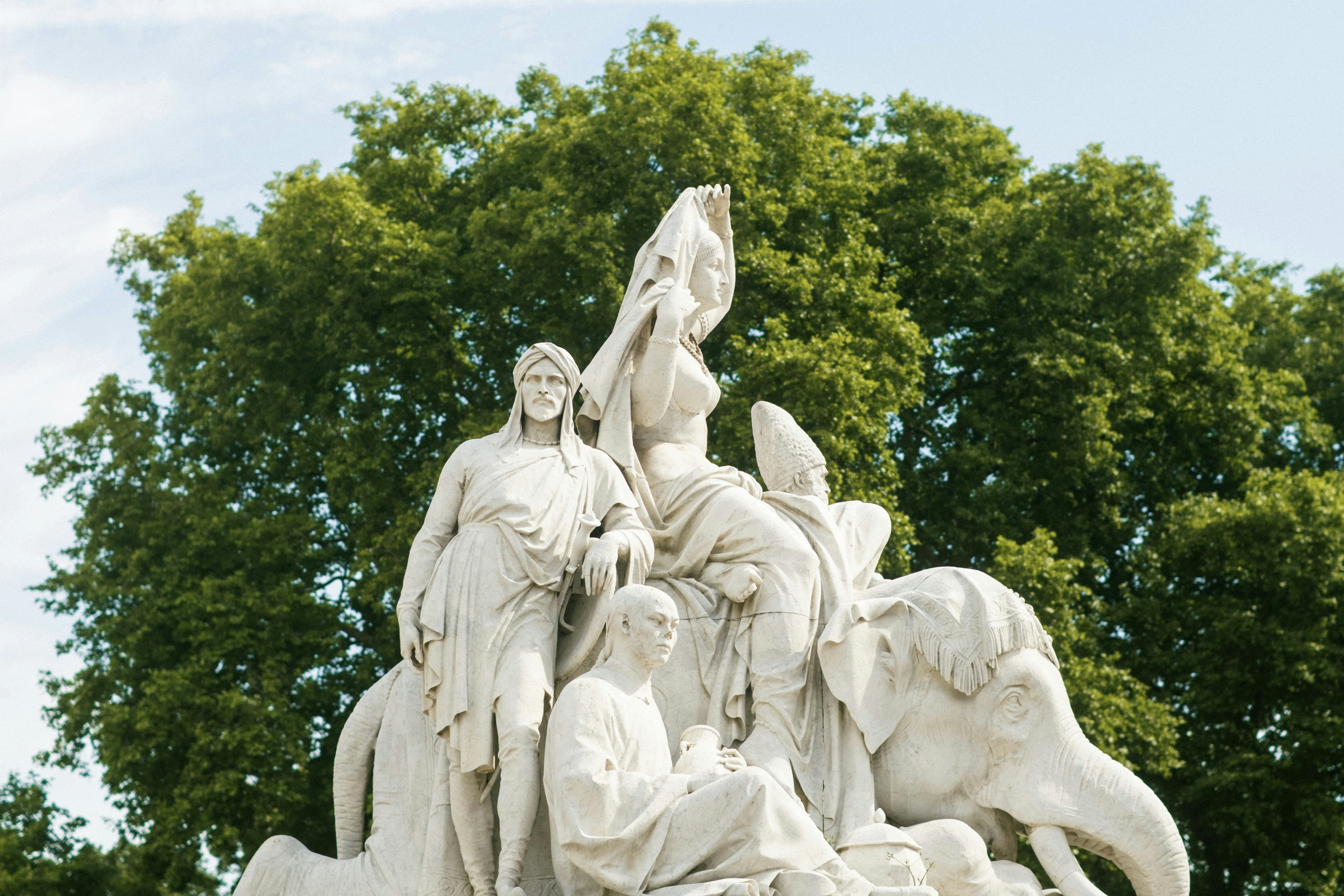 Photo by raegocreative