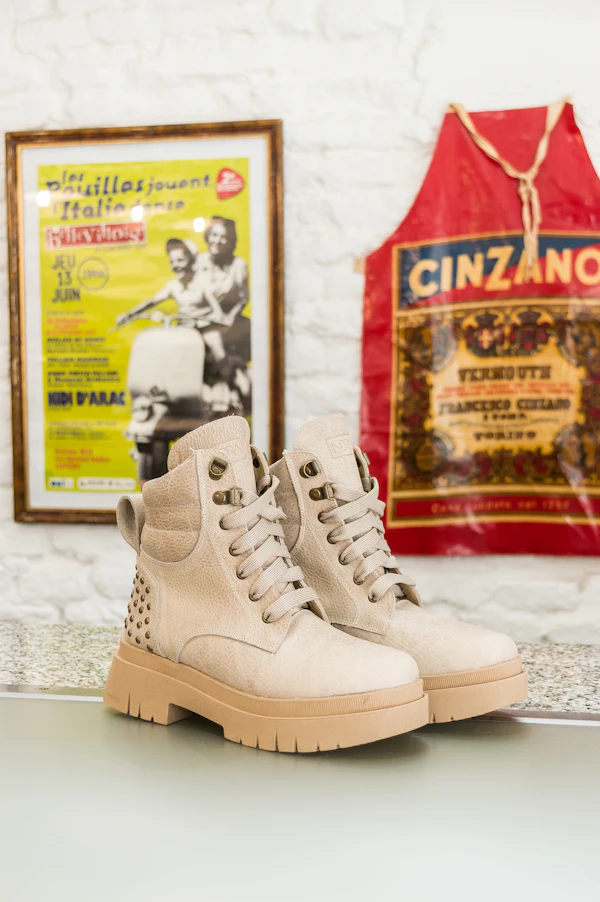 Bottines à talon beige