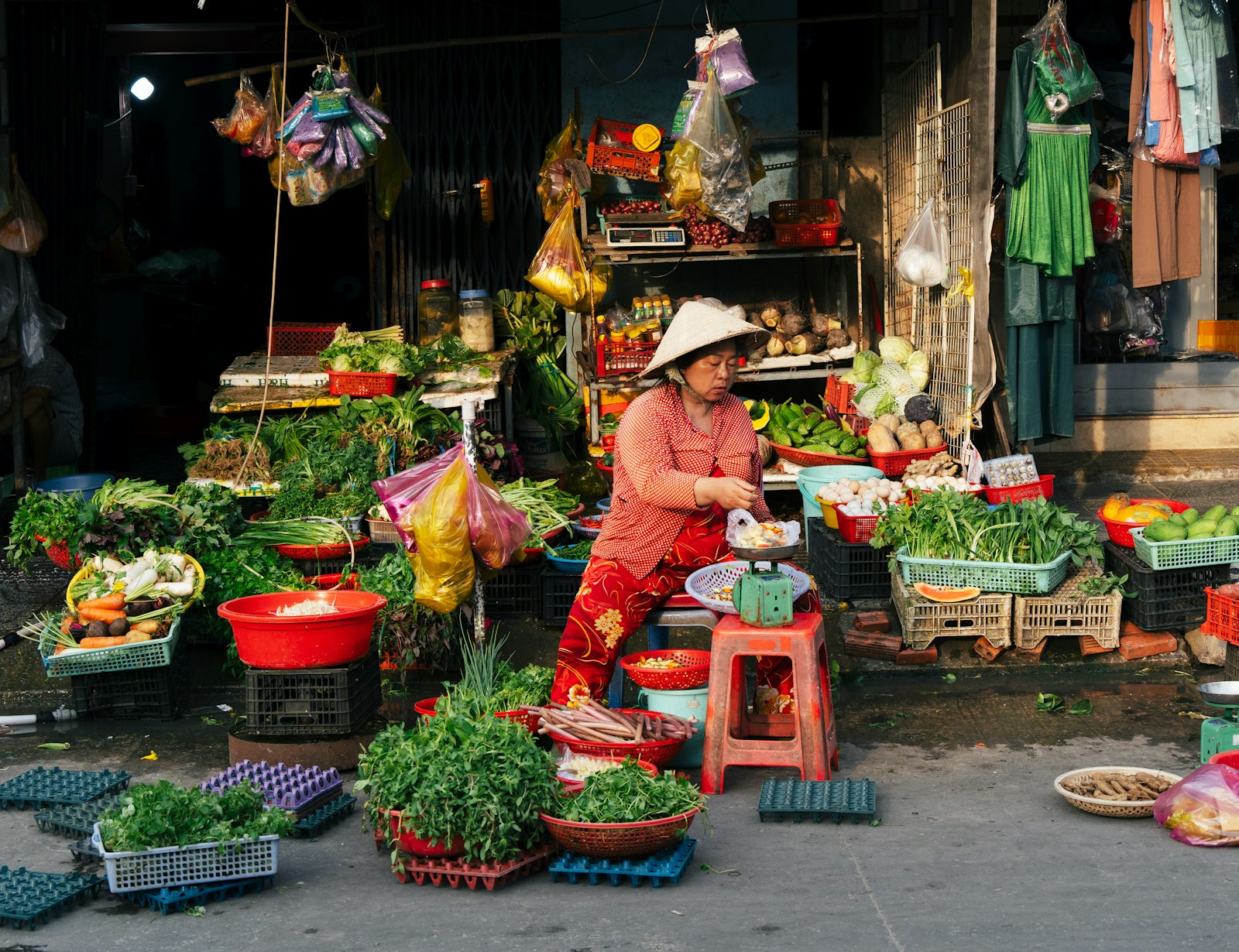 Cà phê phin quen, gọi theo gu, không cần nói dài