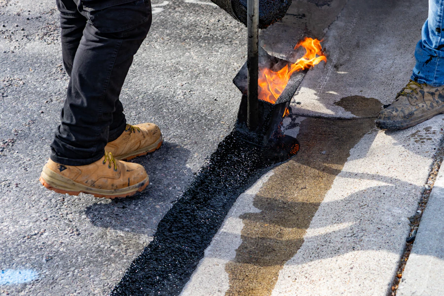 Asphalt crack sealing Georgia