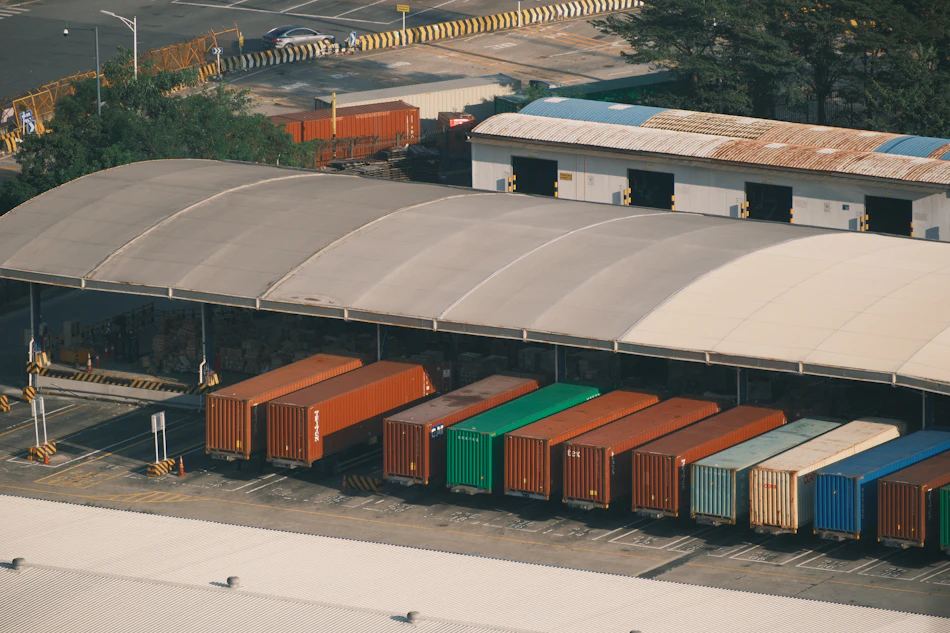 Solutions logistiques et entreposage de marchandises