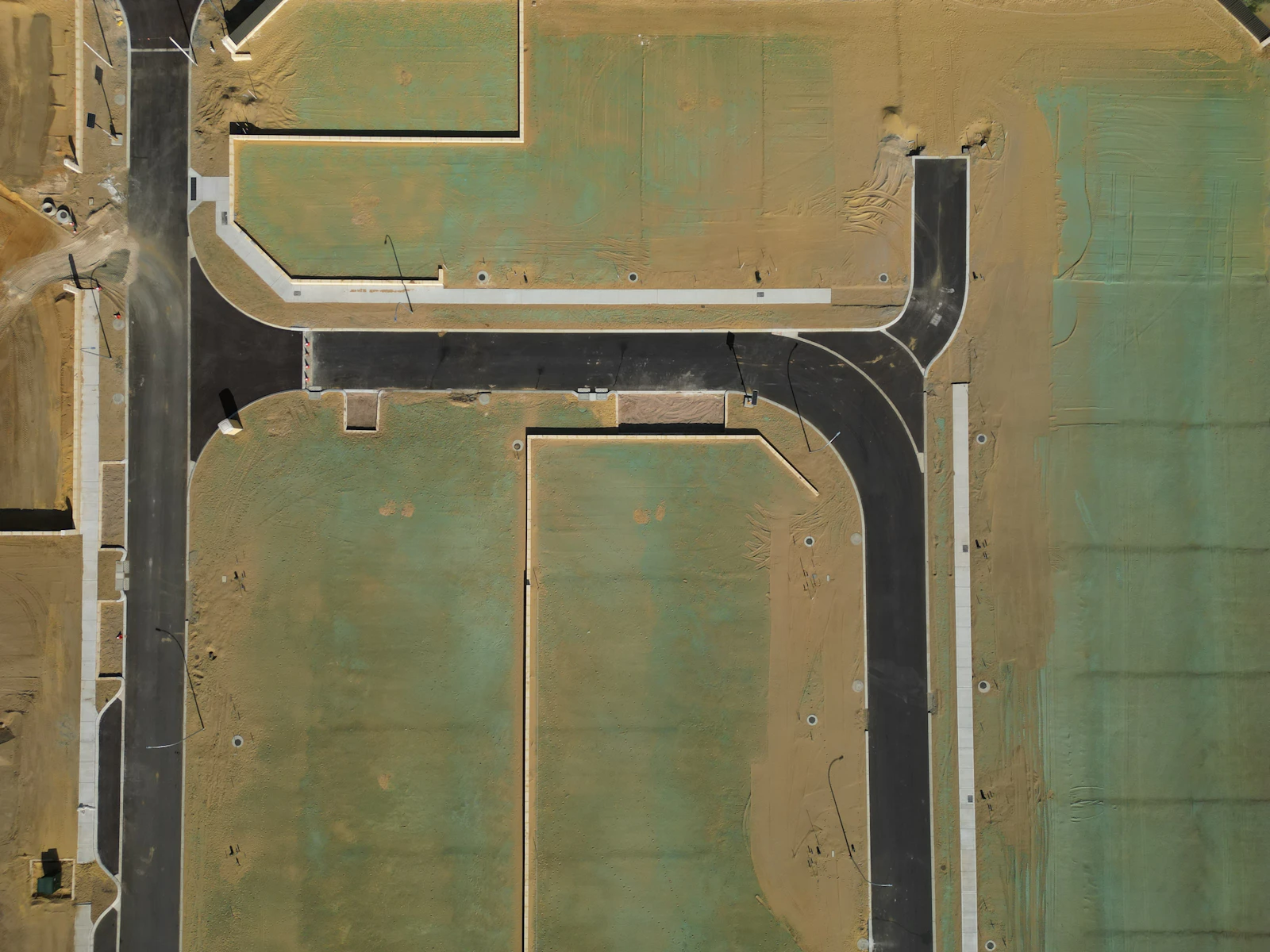 Vue aérienne d’un nouveau chantier résidentiel en cours de construction