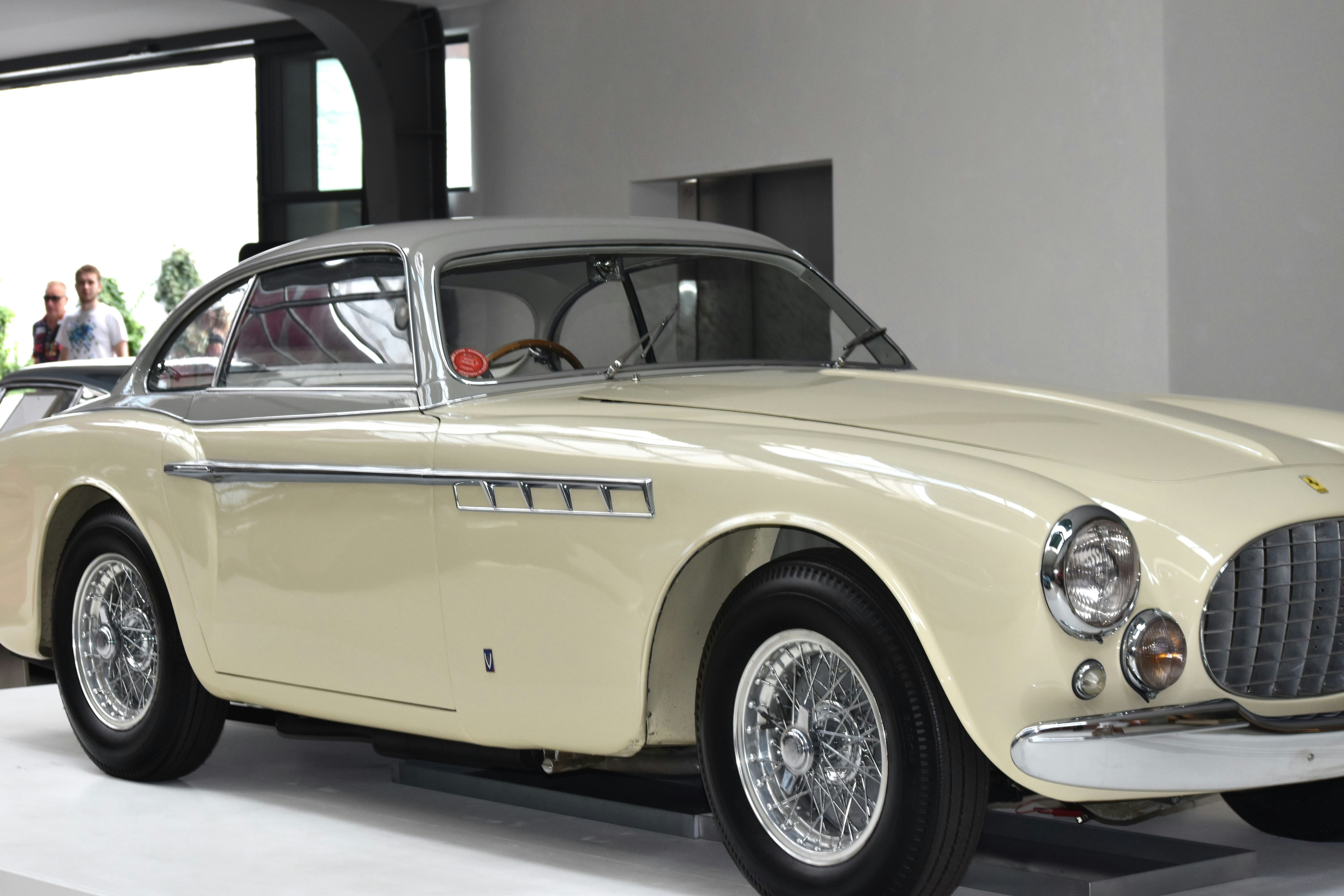 Photo by danielelarosa