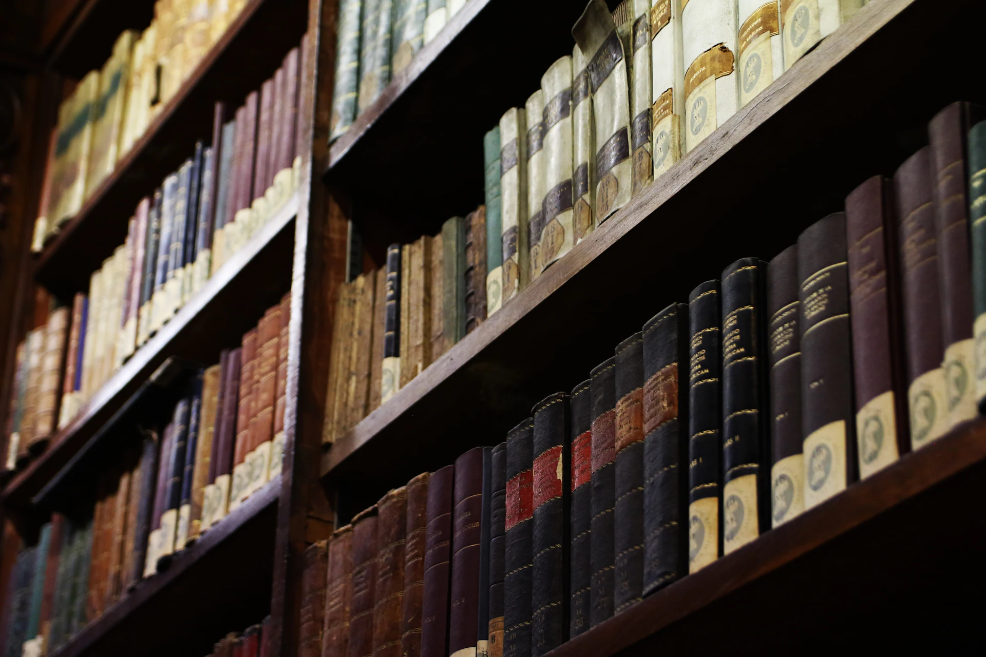 Biblioteca jurídica