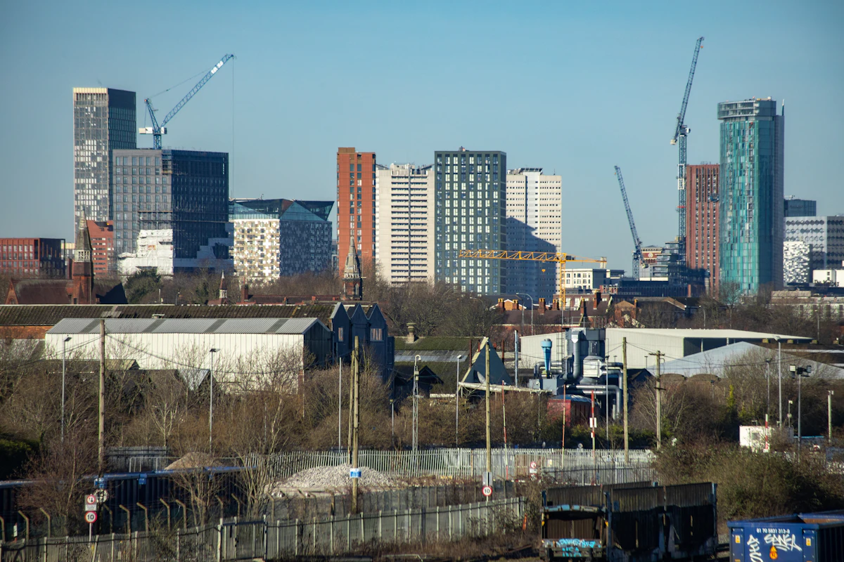 7,334 Permits Across 8 Cities: Labor-Market Context