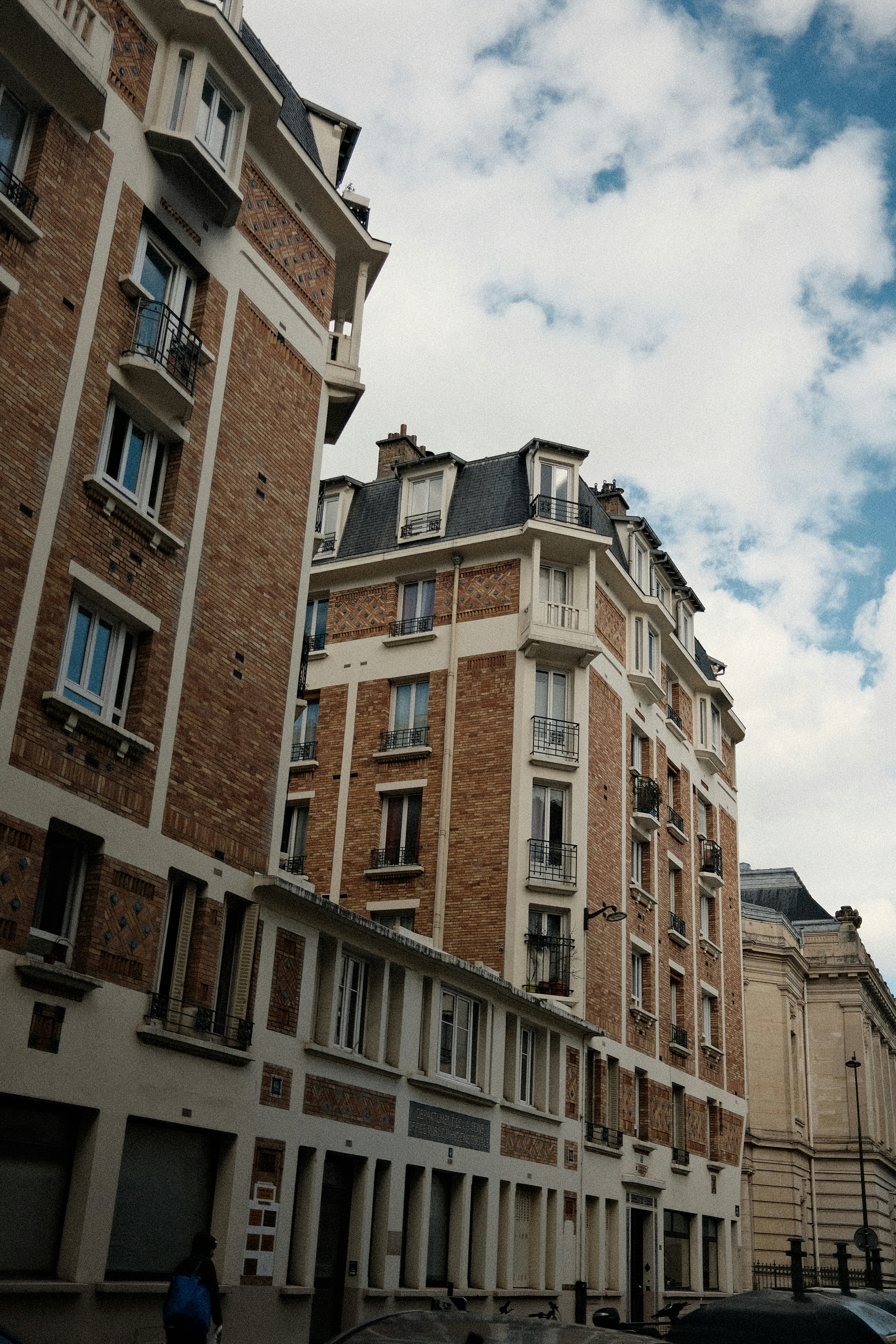 Photo by valentinlacoste