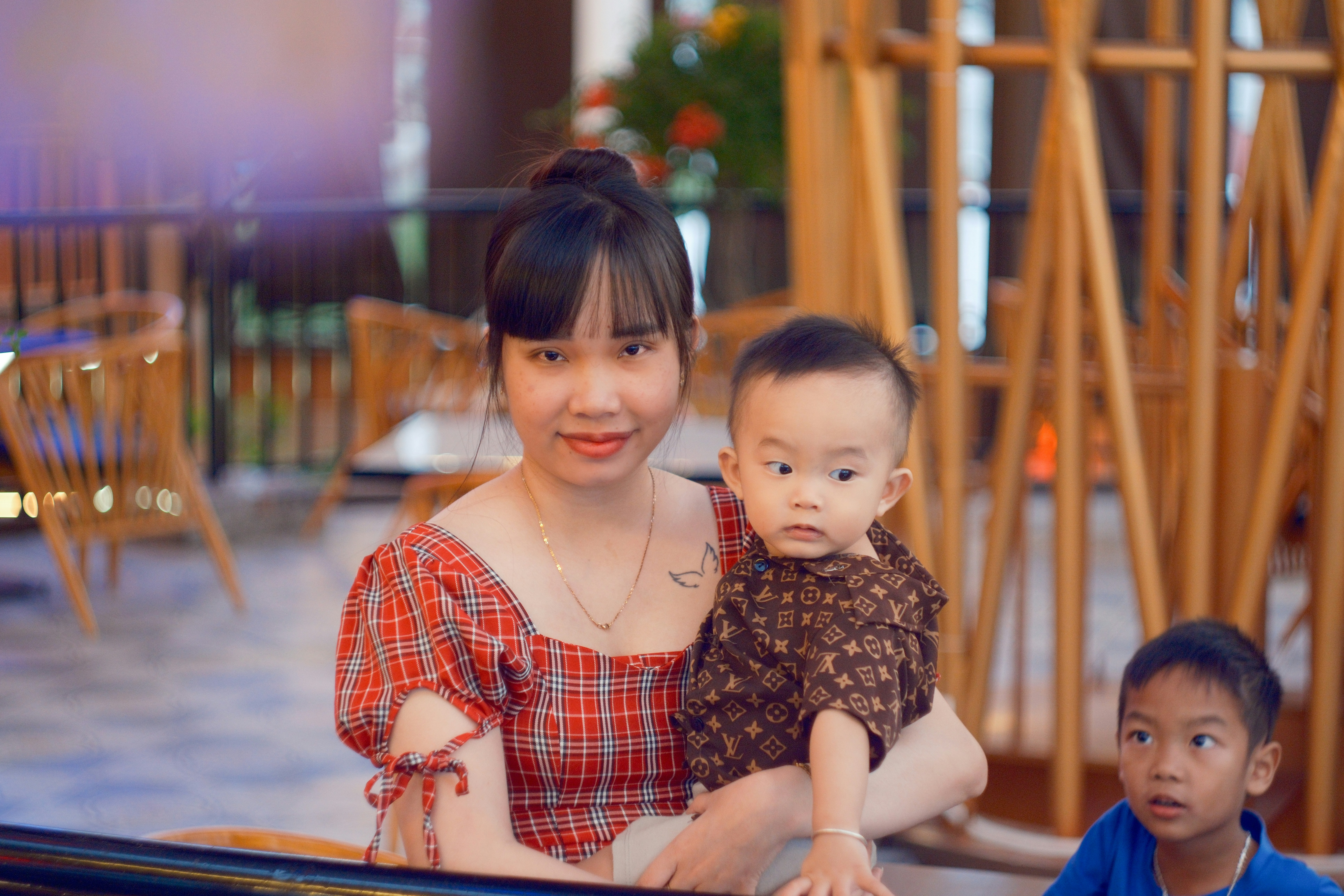 草間リチャード敬太の父親の別居説・離婚説について