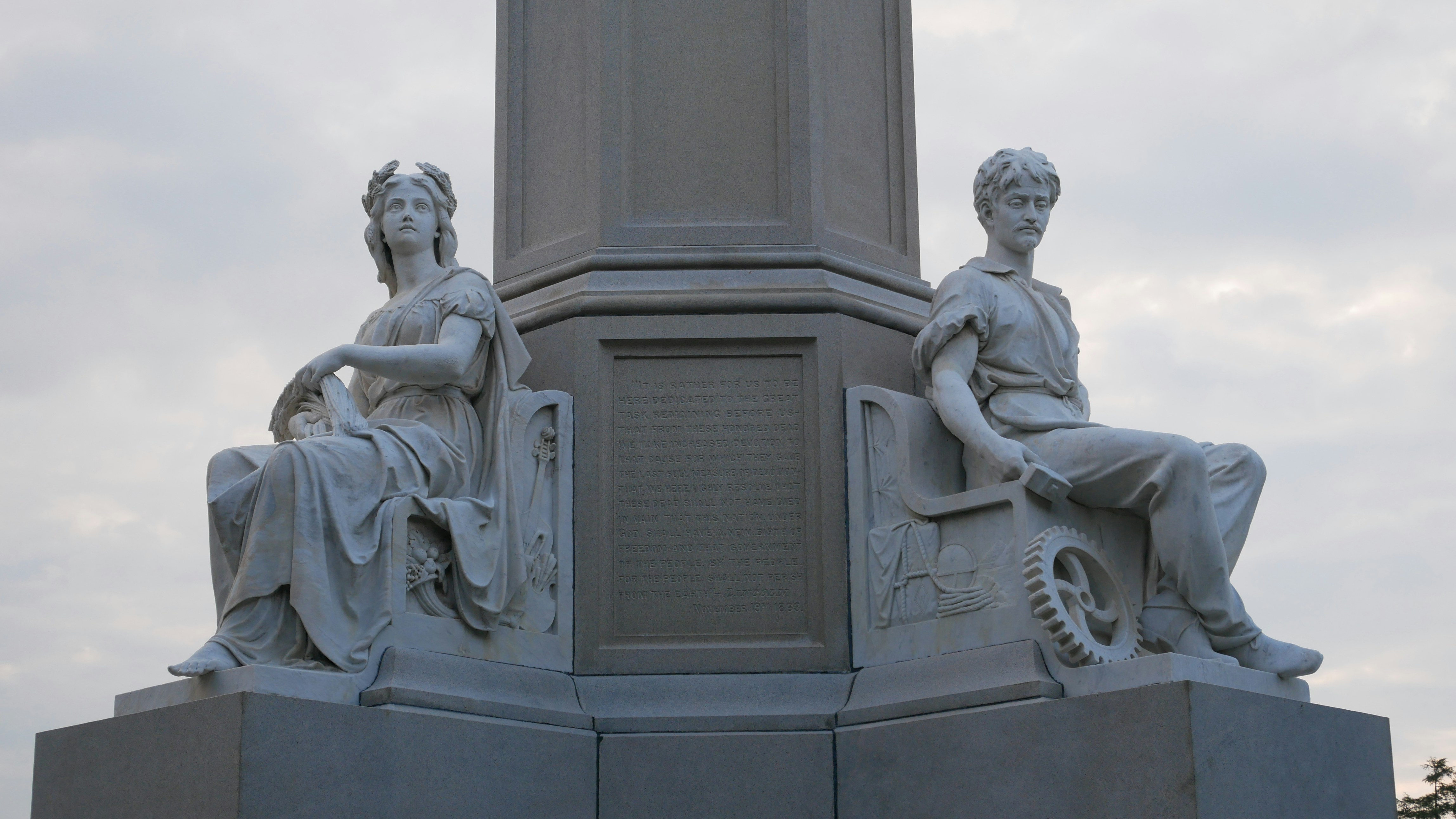 Pioneer Woman Monument