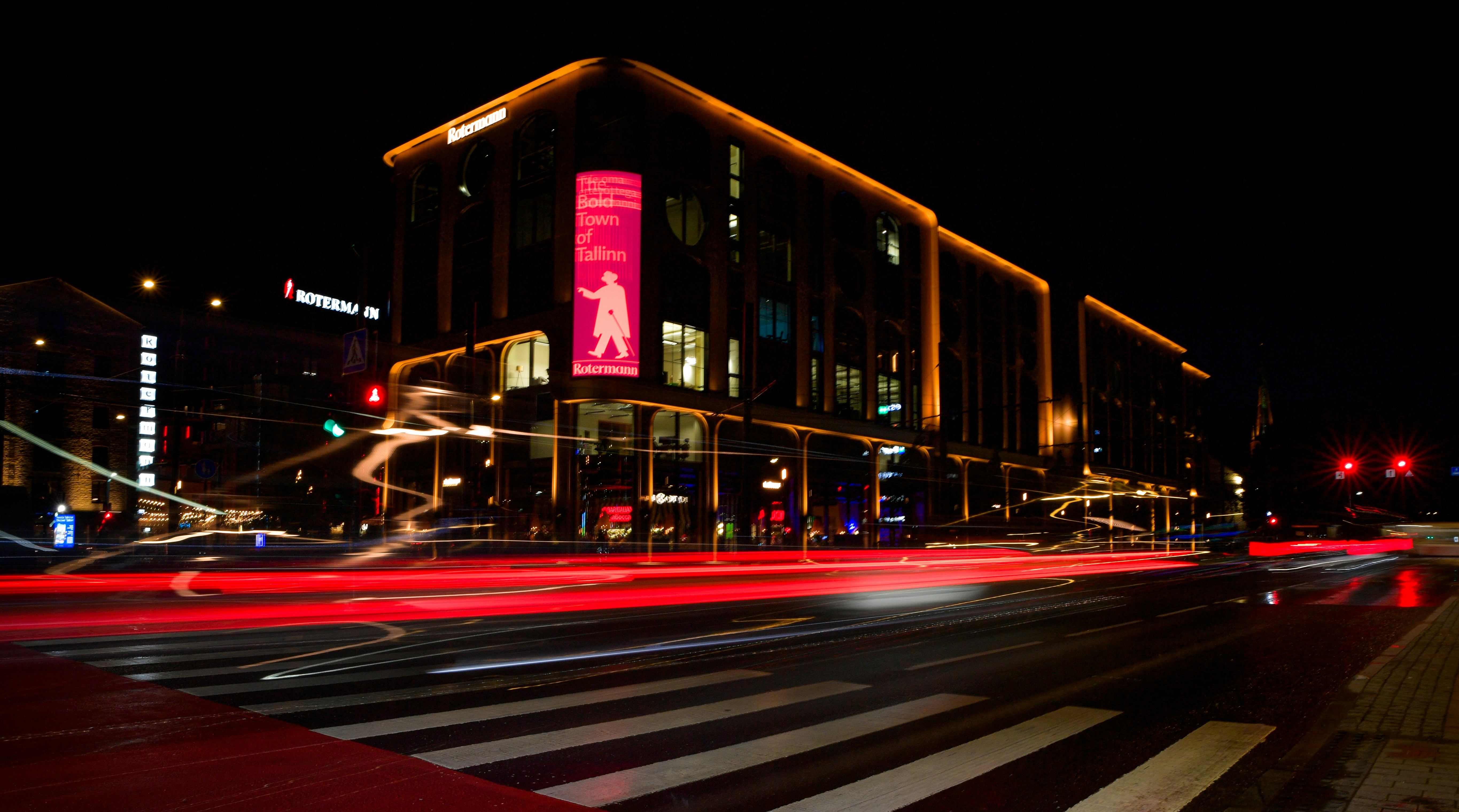 Photo by stadinstudio