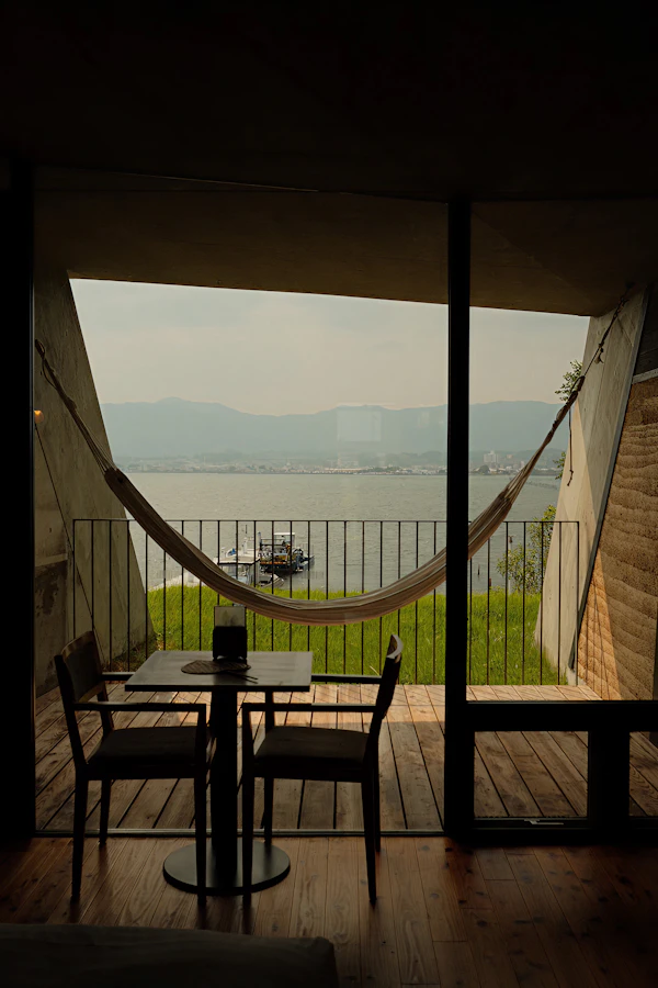 Балкон с видом на горы