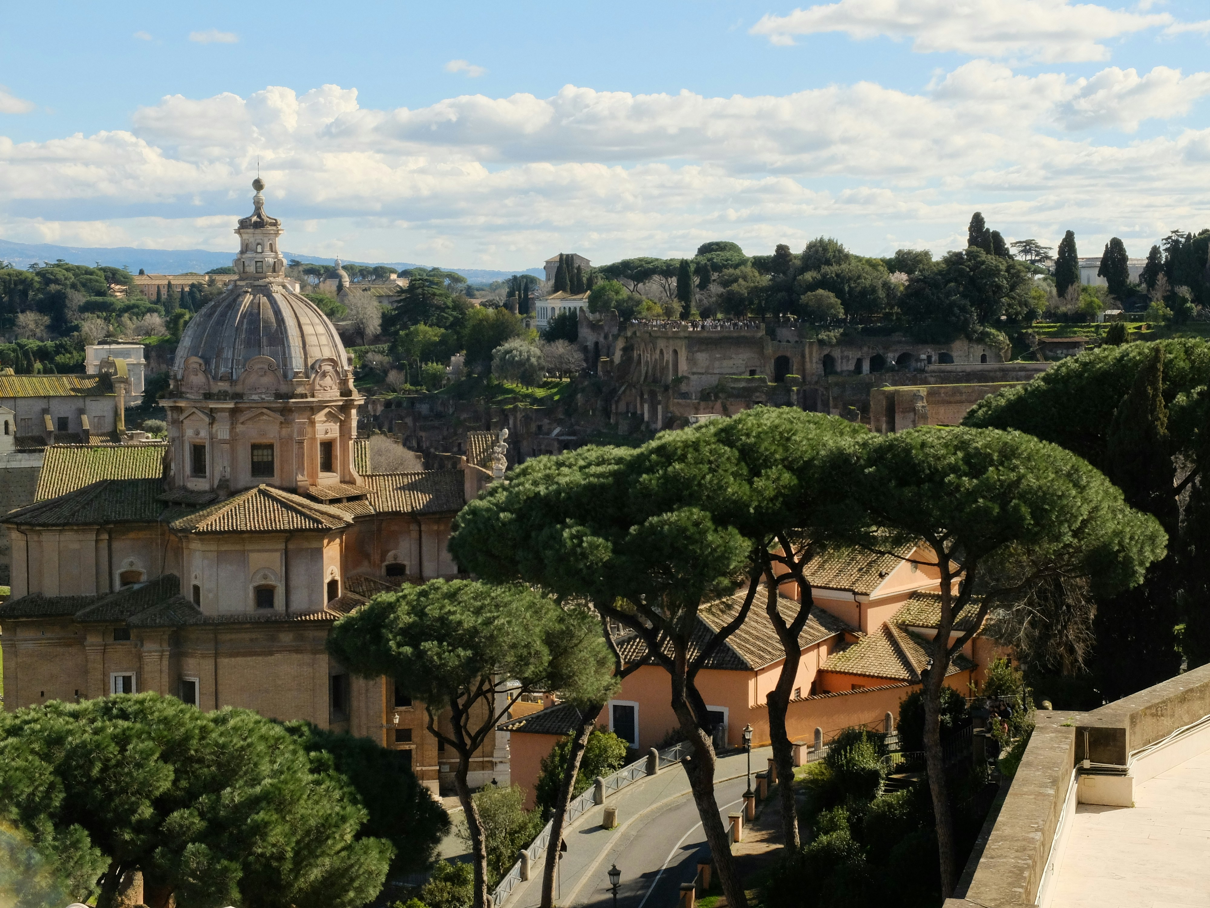 Photo by bernhardbar