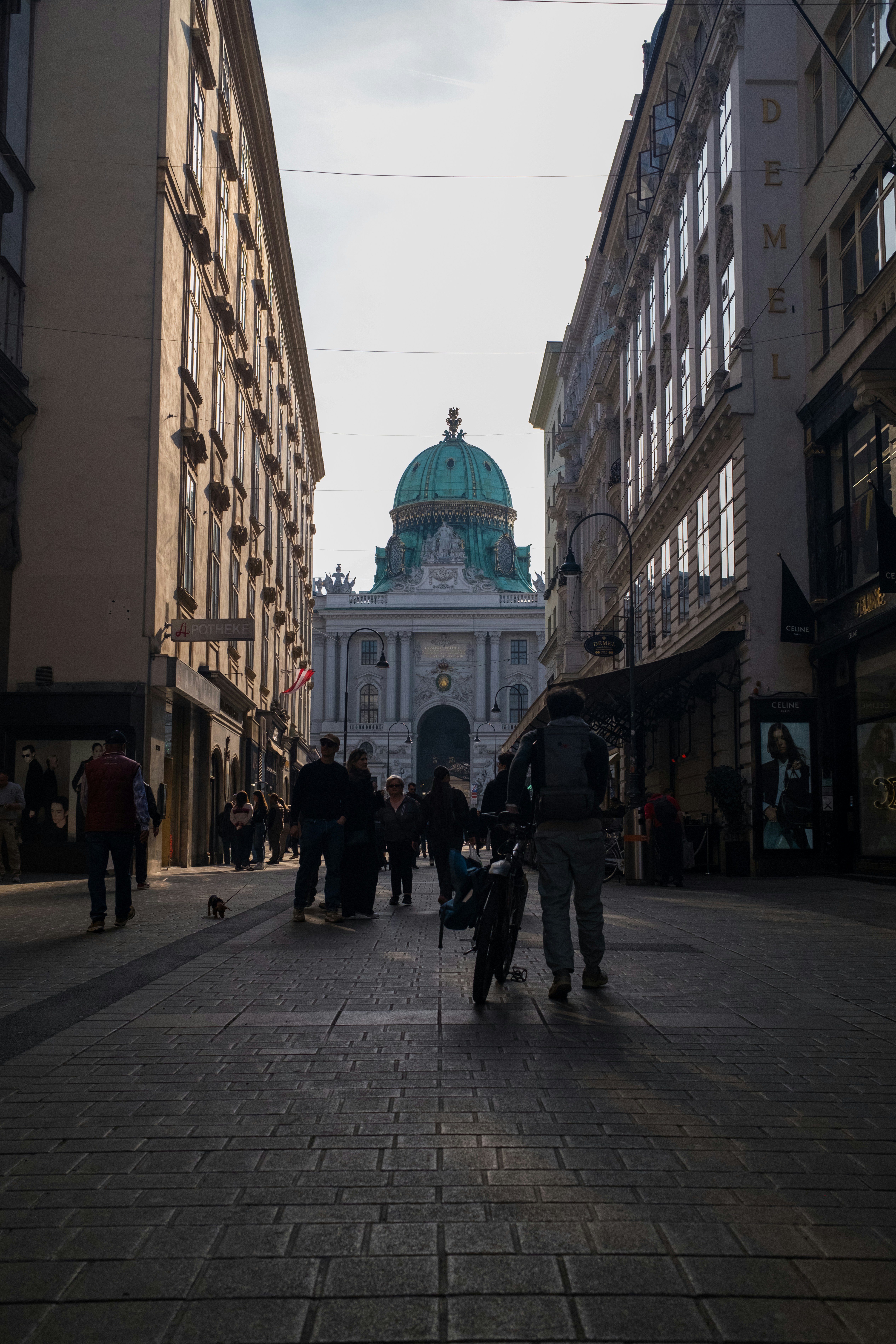 Photo by annahunko