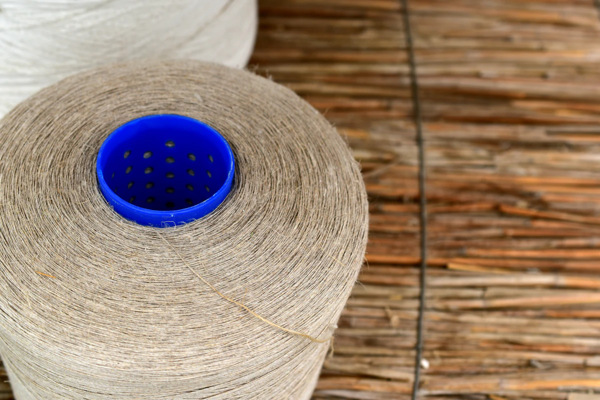 Tussar silk waste / noil fibre