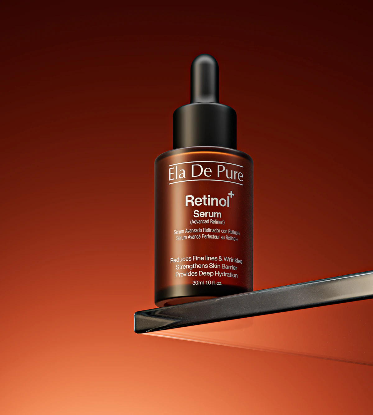 Serum product photography — Amber glass serum bottle with dropper
